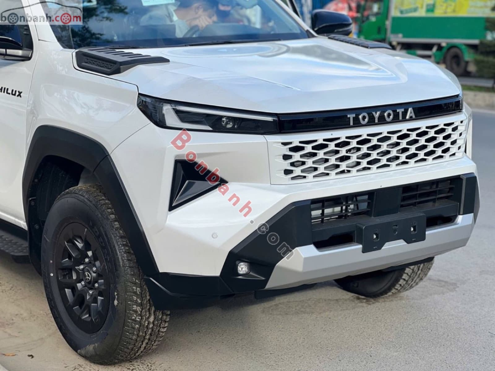 2026 Toyota Hilux Pro 2.8L 4x2 AT - ảnh nhỏ 4