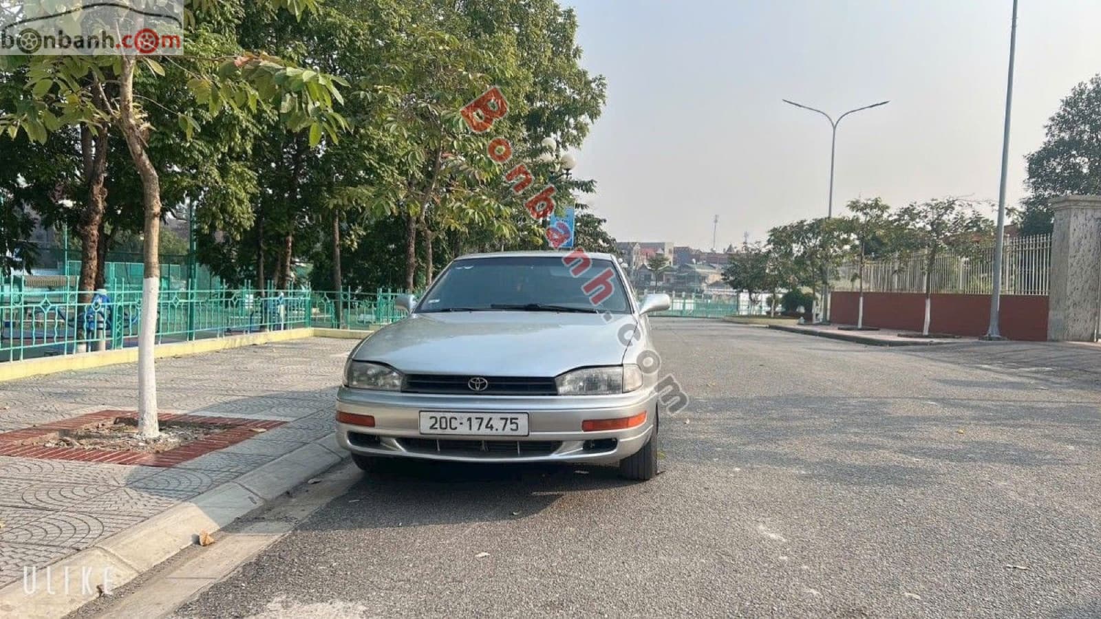 1995 Toyota Camry LE 2.2 AT