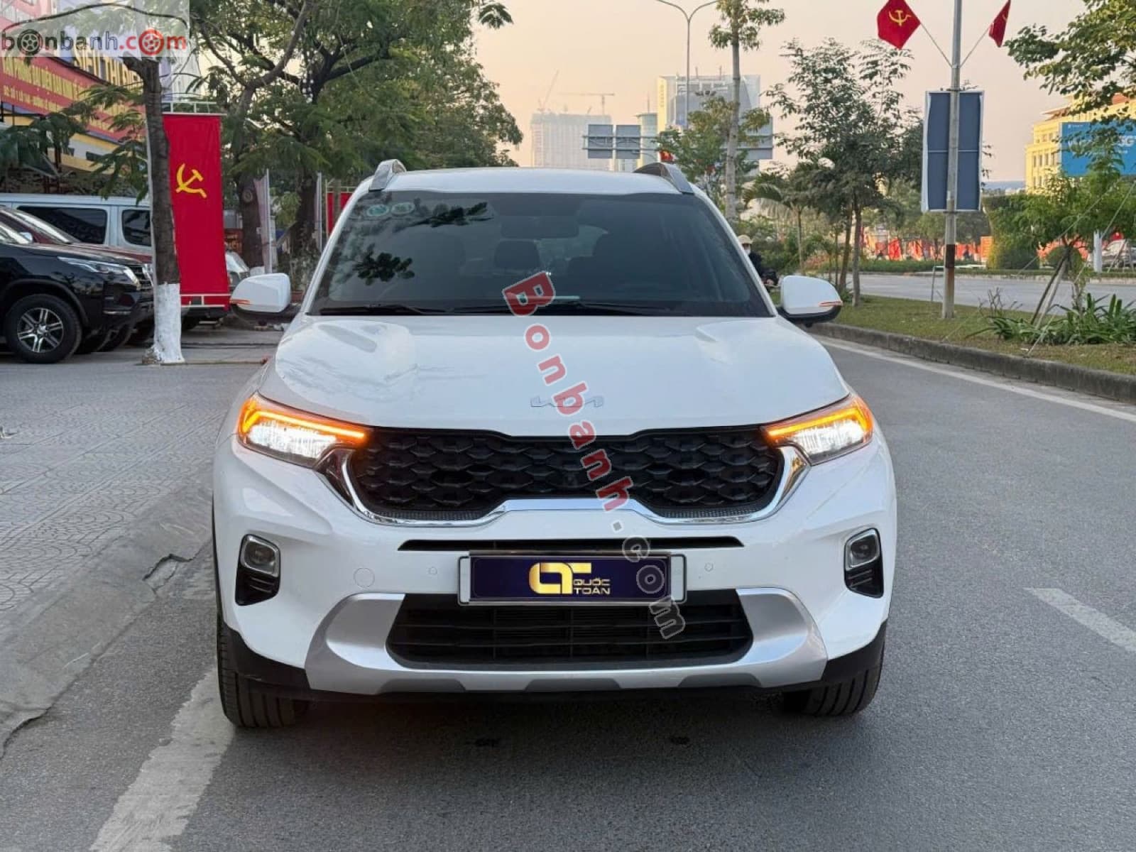 2022 Kia Sonet Luxury 1.5 AT