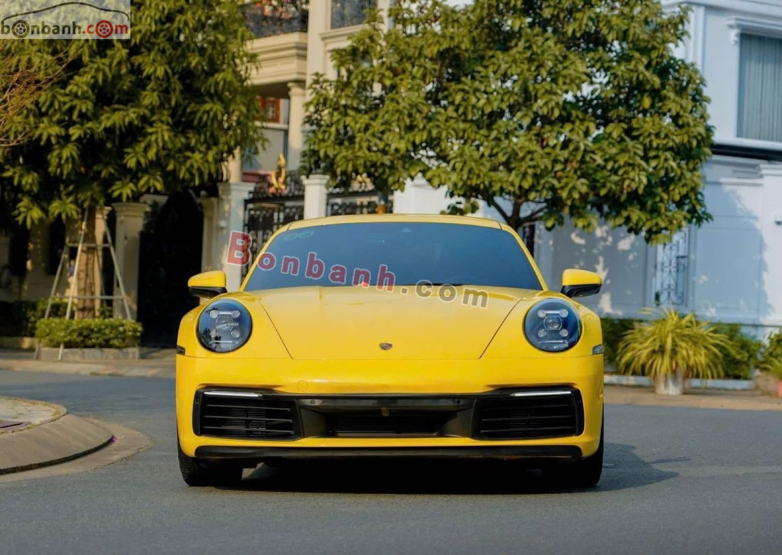 2021 Porsche 911 Carrera