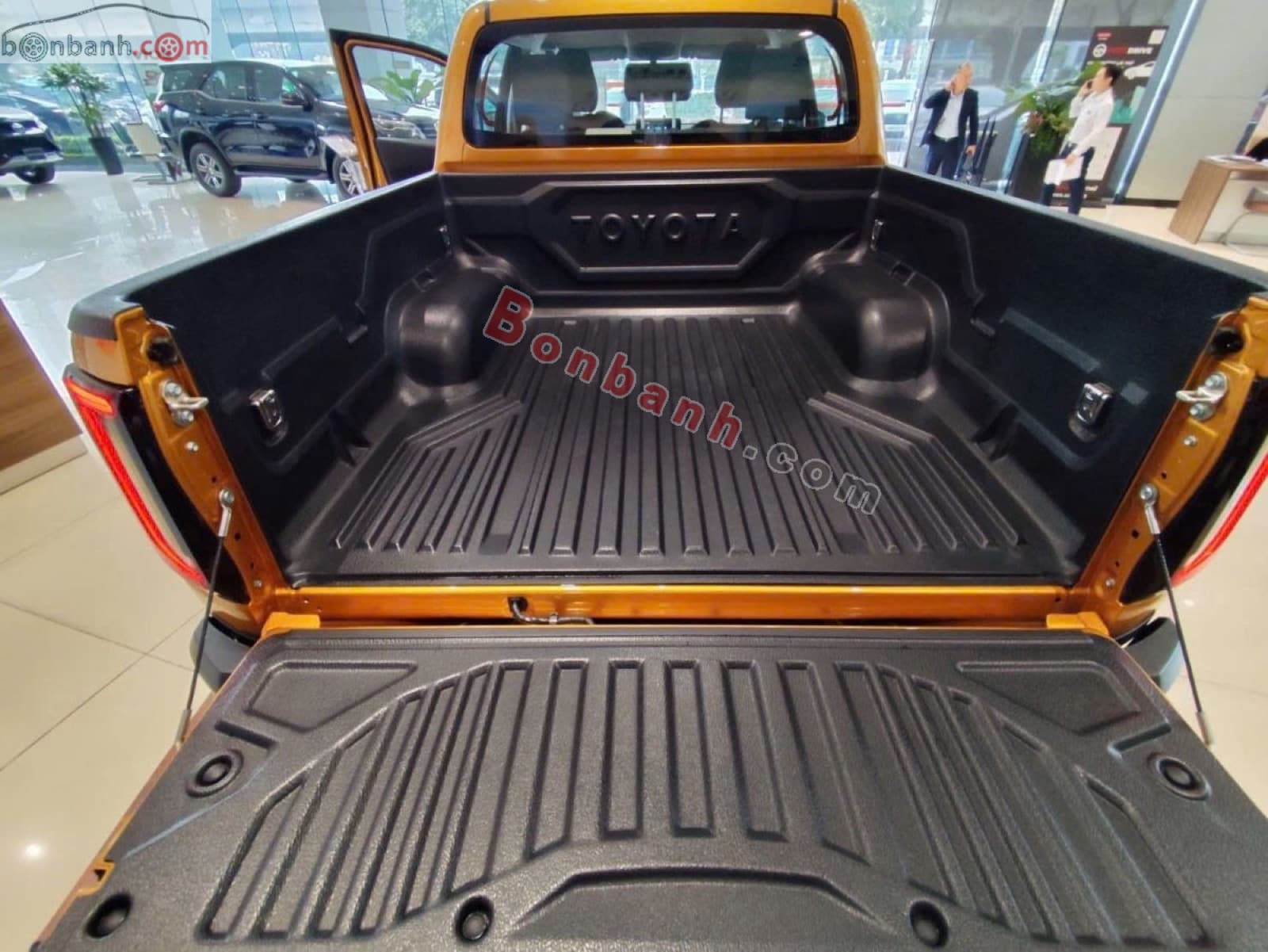 2026 Toyota Hilux Pro 2.8L 4x2 AT - ảnh nhỏ 6