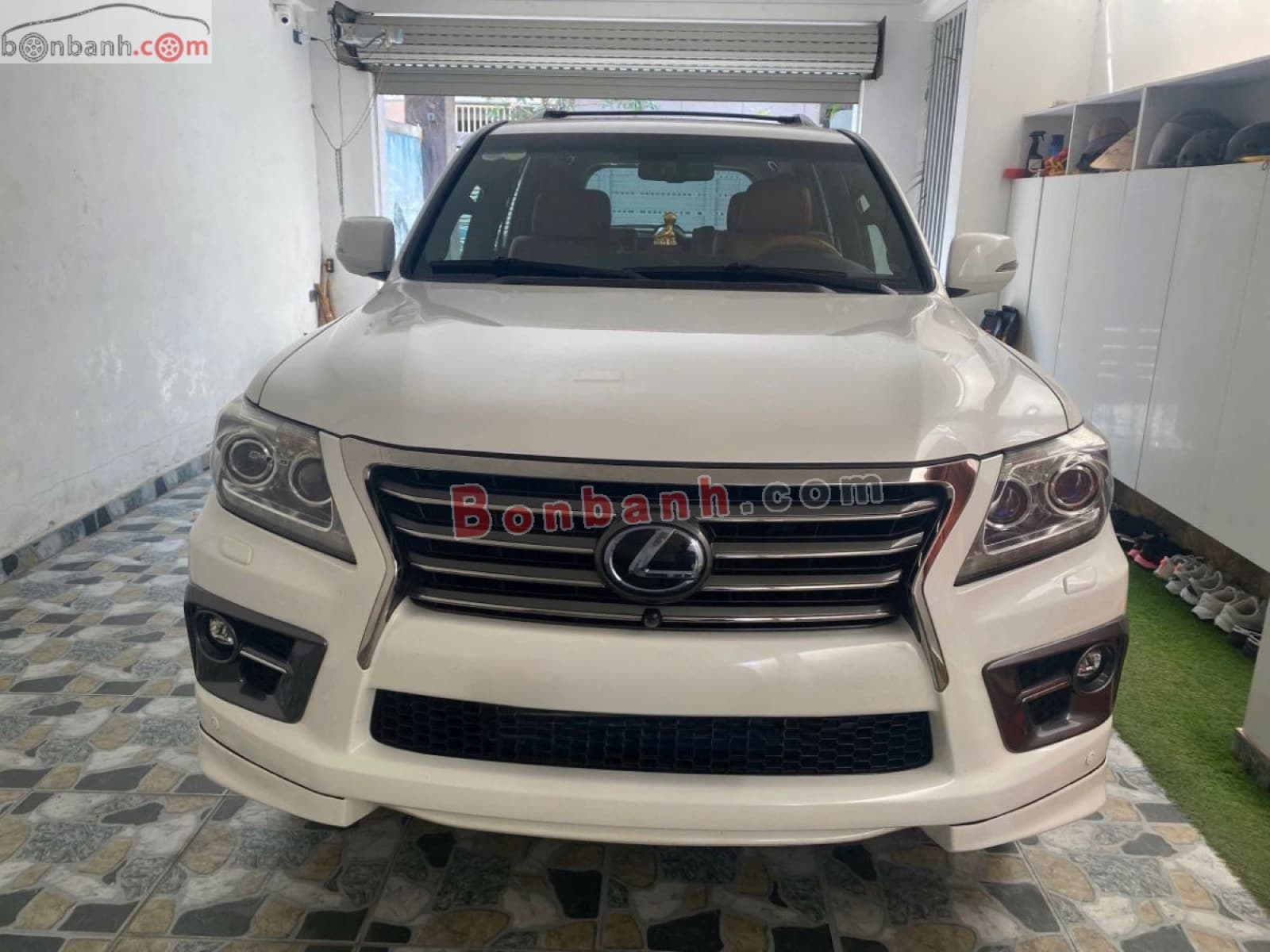 2013 Lexus LX 570