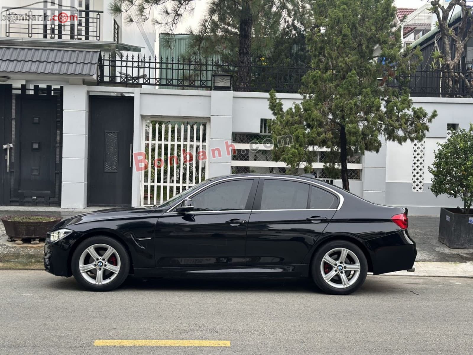 2016 BMW 3 Series 320i