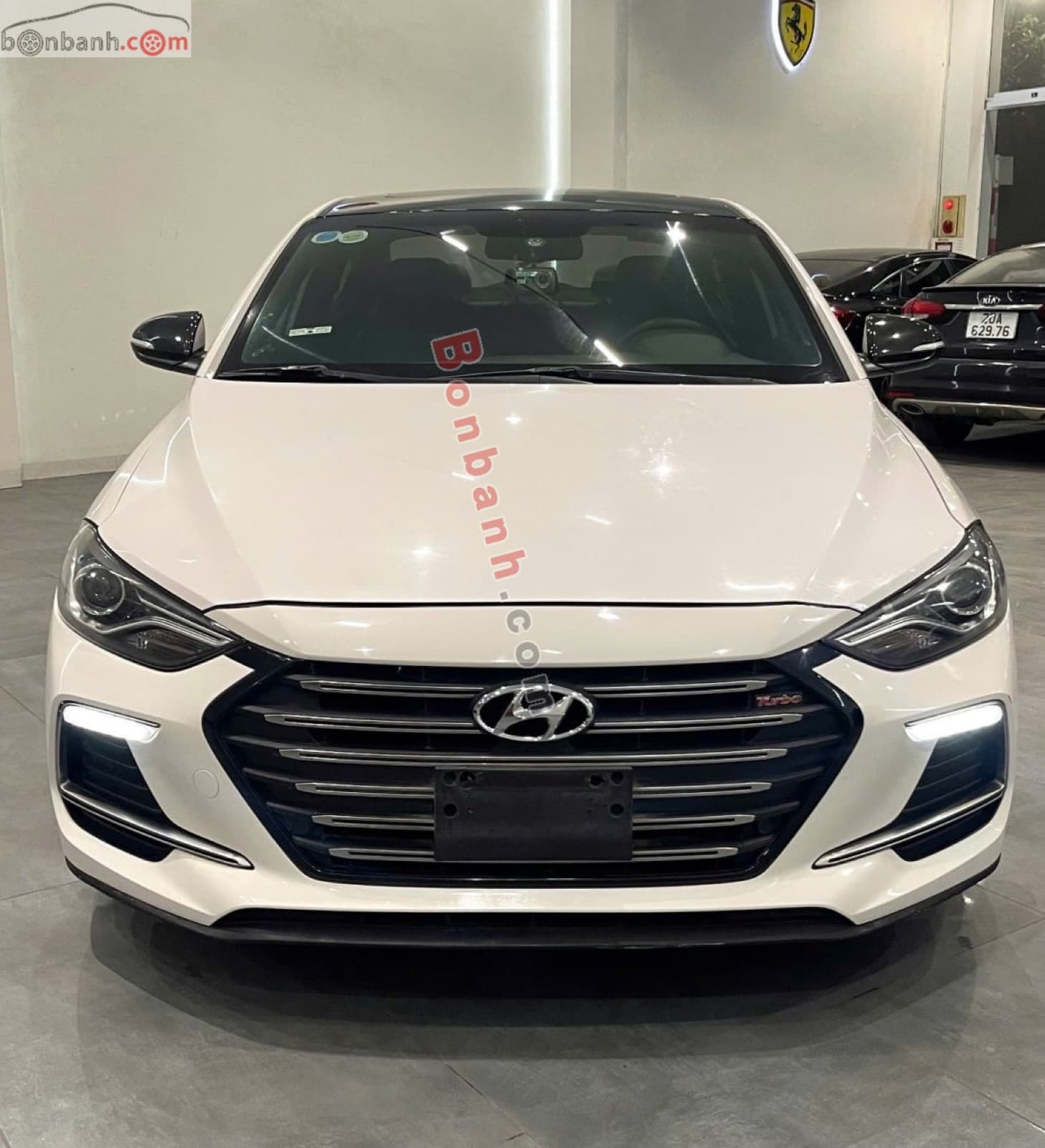 2019 Hyundai Elantra Sport 1.6 AT