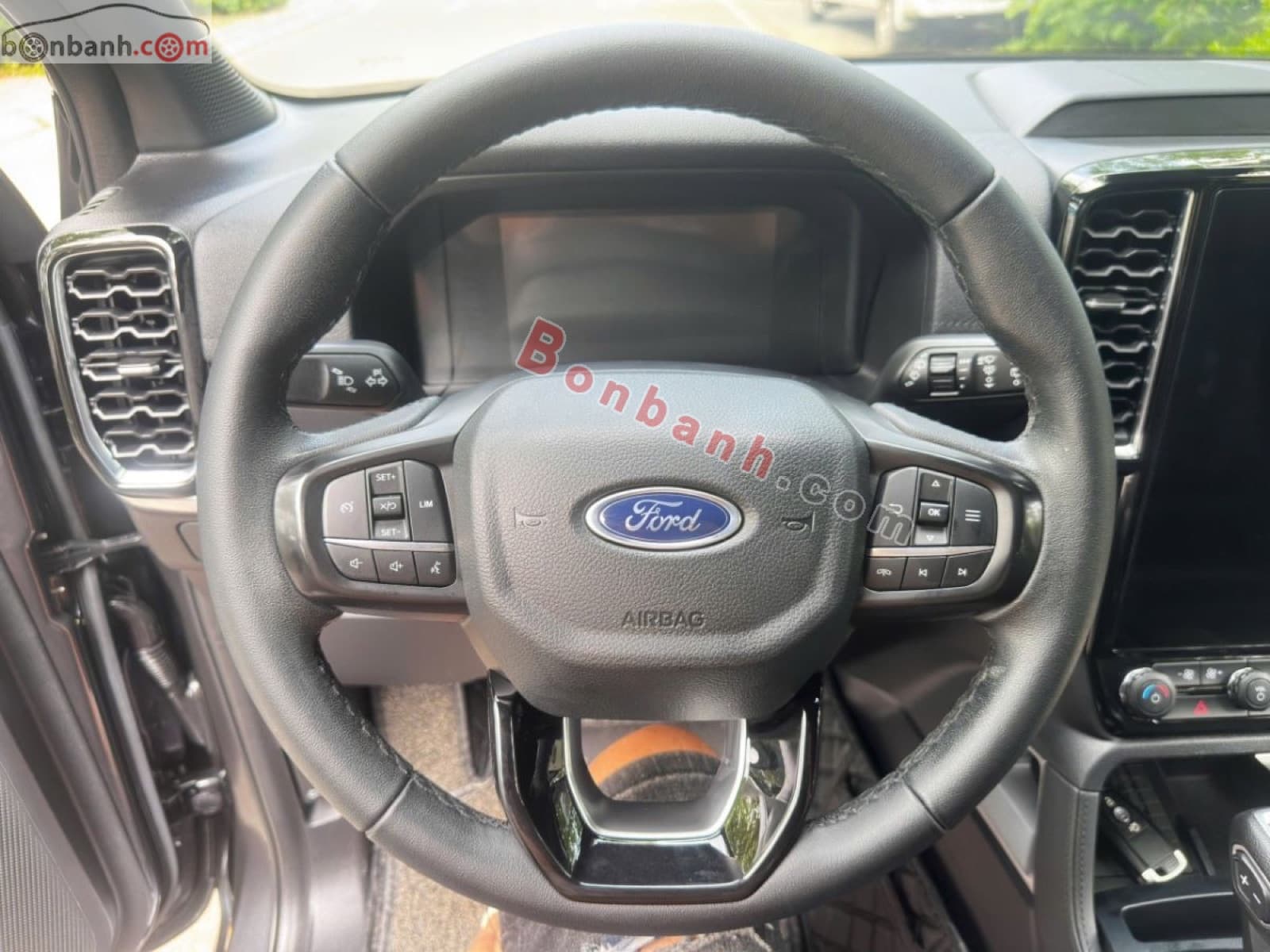 2022 Ford Everest Titanium 2.0L 4x2 AT - ảnh nhỏ 10