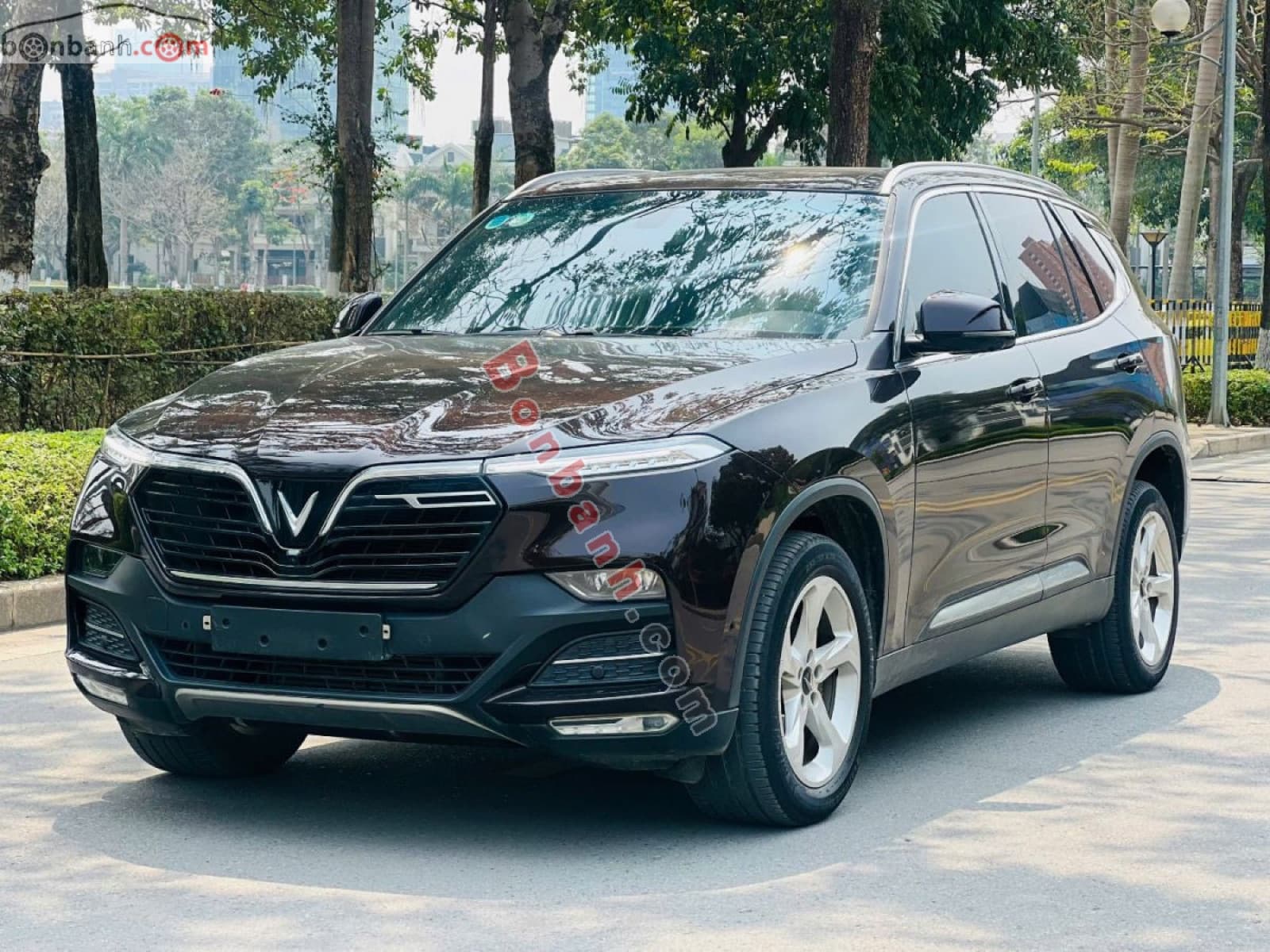 2021 VinFast Lux SA 2.0 Plus 2.0 AT