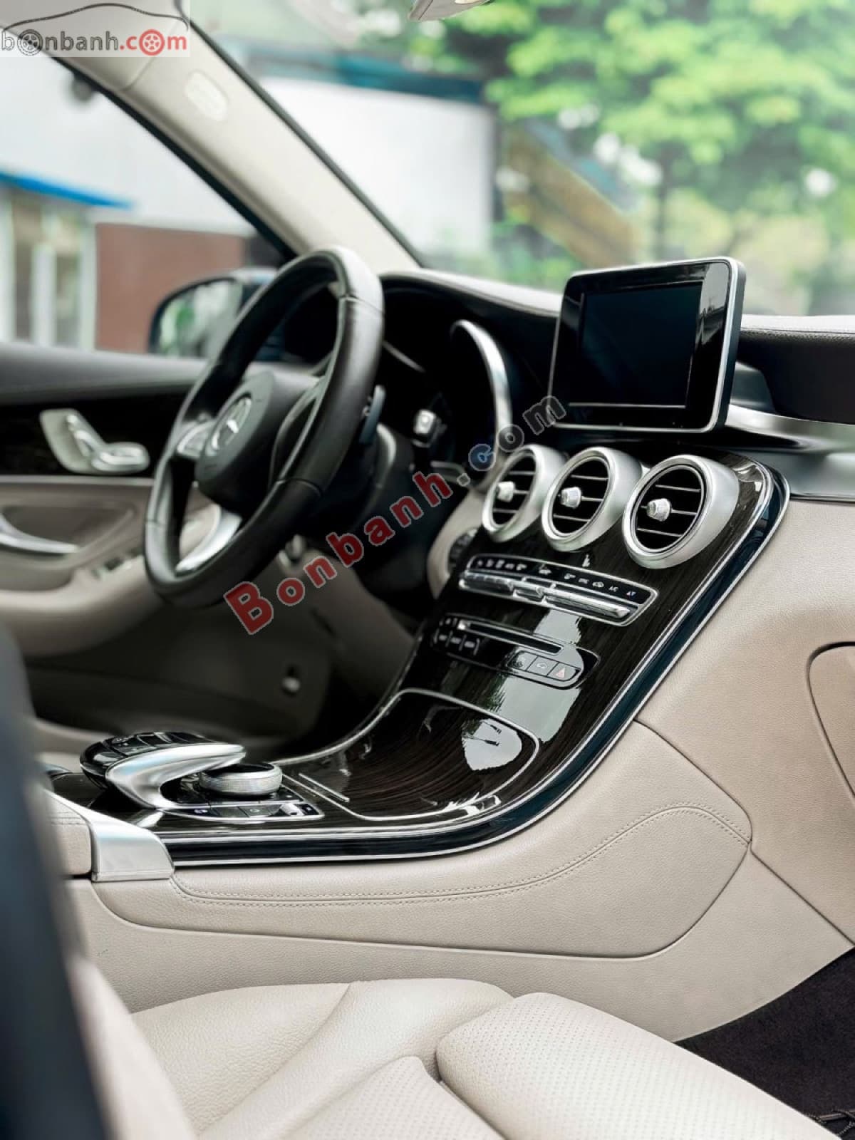 2019 Mercedes-Benz GLC 200 - ảnh nhỏ 8