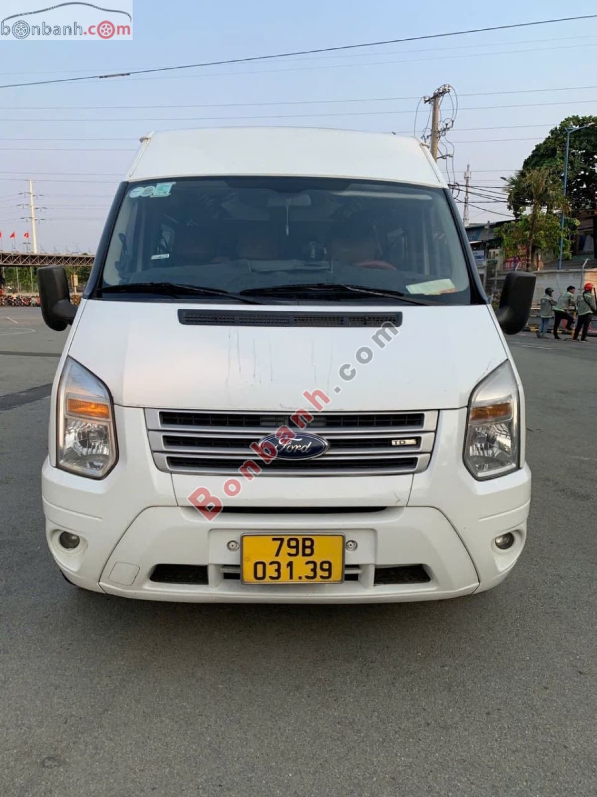 2019 Ford Transit Luxury