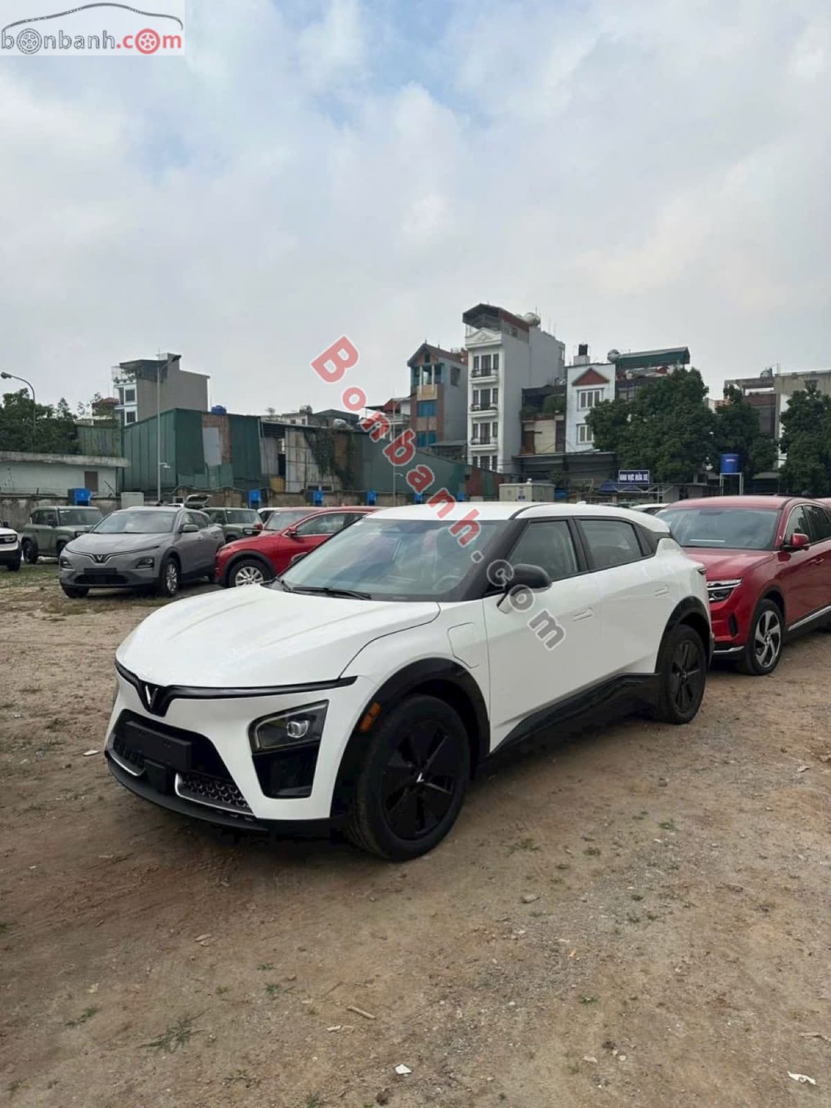 2026 VinFast VF7 Eco