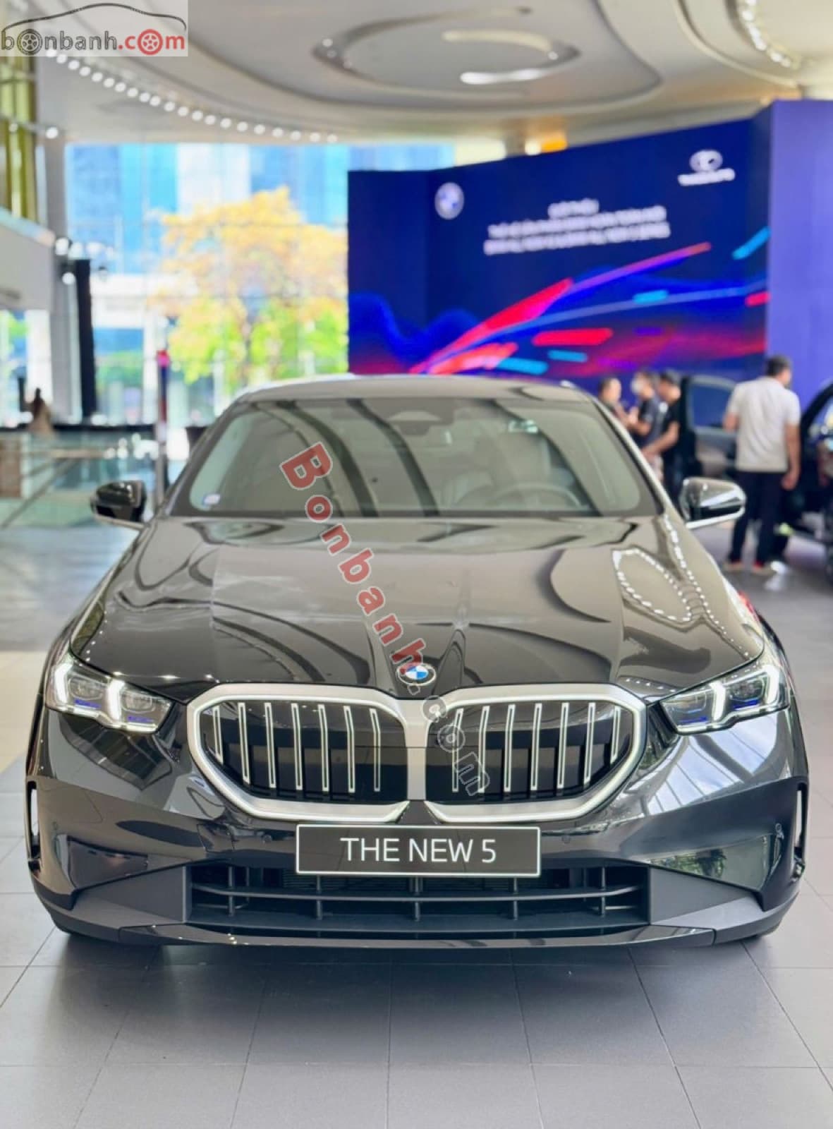 2026 BMW 5 Series 520i - ảnh nhỏ 2