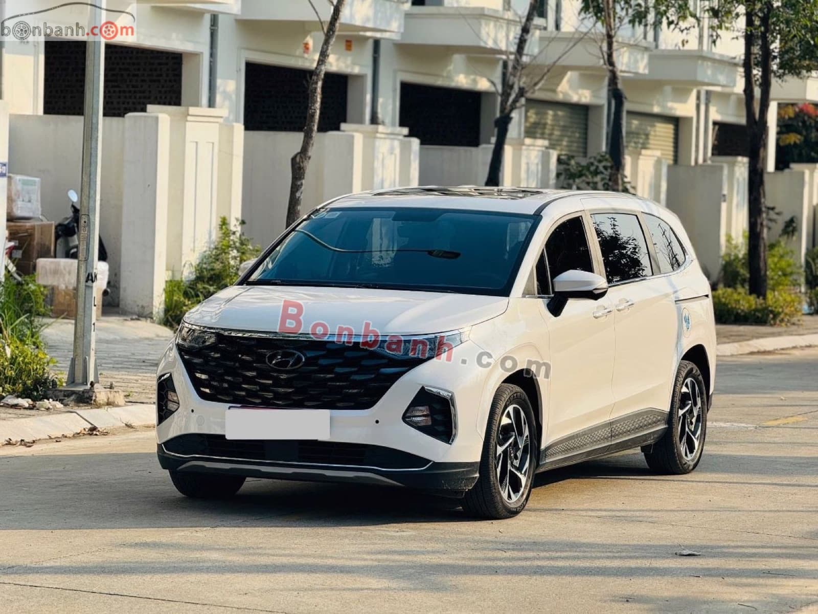 2024 Hyundai Custin Đặc Biệt 1.5T