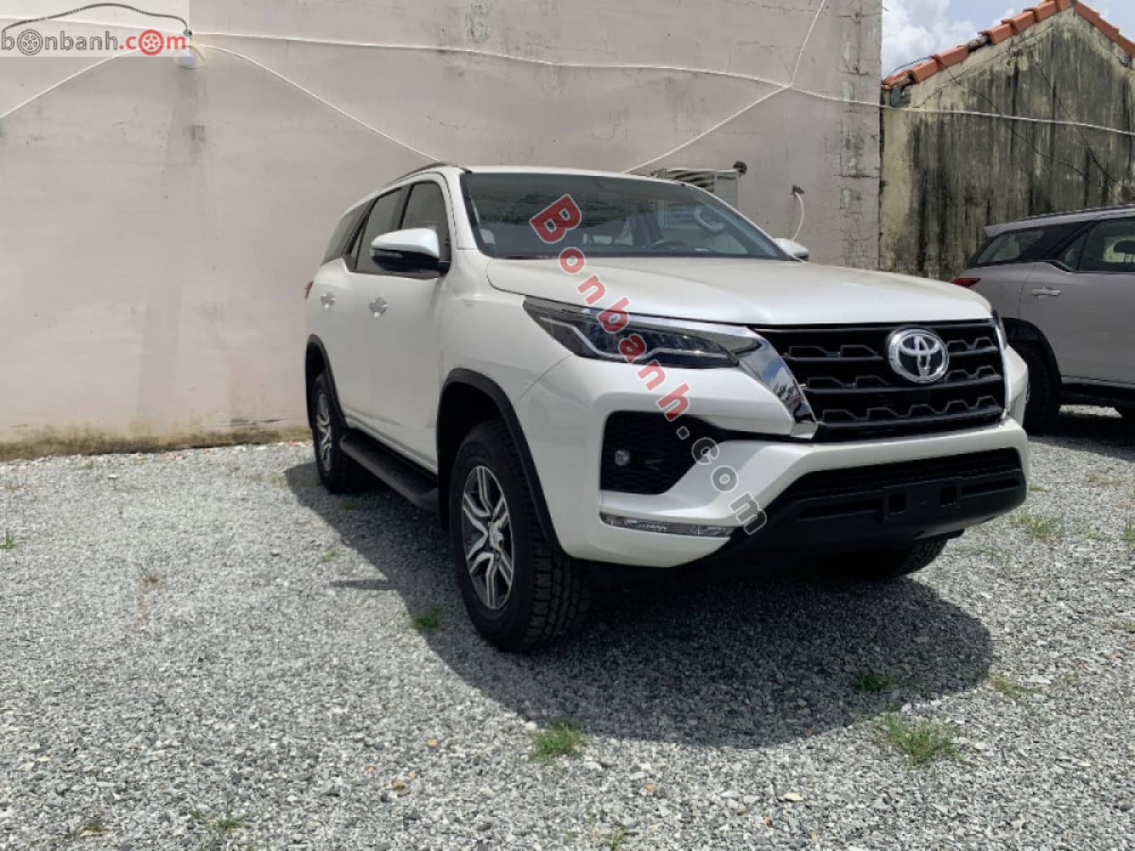 2026 Toyota Fortuner 2.7L 4x2 AT