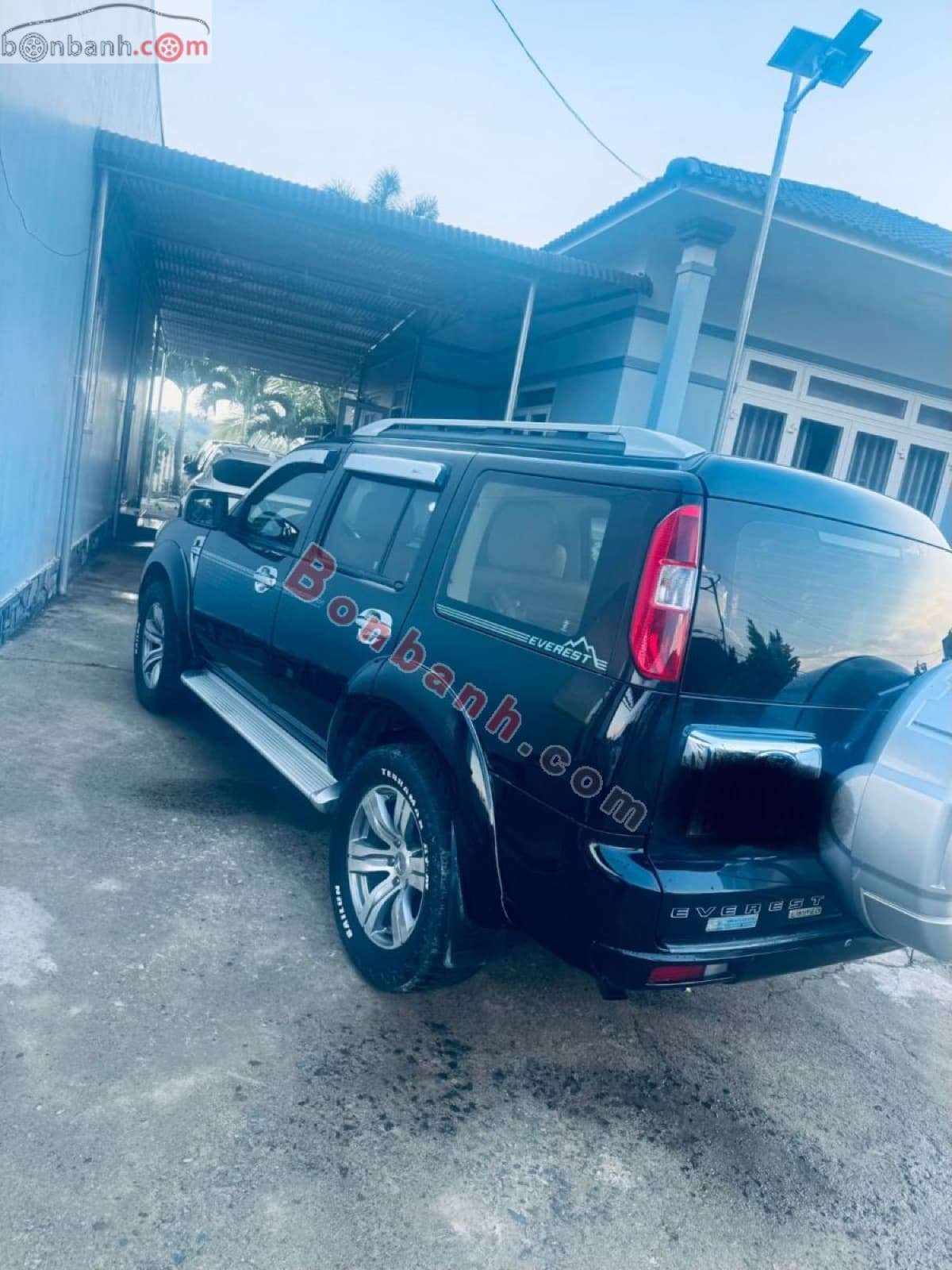 2010 Ford Everest Limited 2.5L 4x2 AT - ảnh nhỏ 3