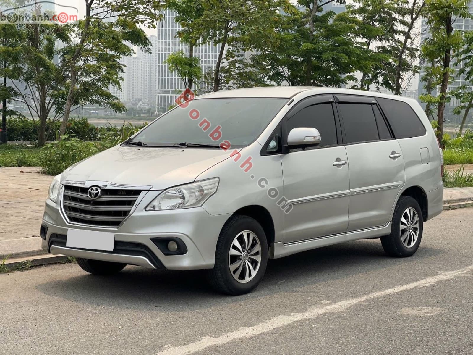 2015 Toyota Innova 2.0G - ảnh nhỏ 2