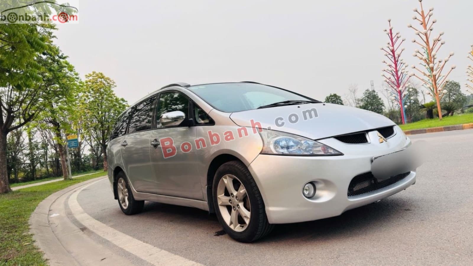 2008 Mitsubishi Grandis 2.4 AT - ảnh nhỏ 3