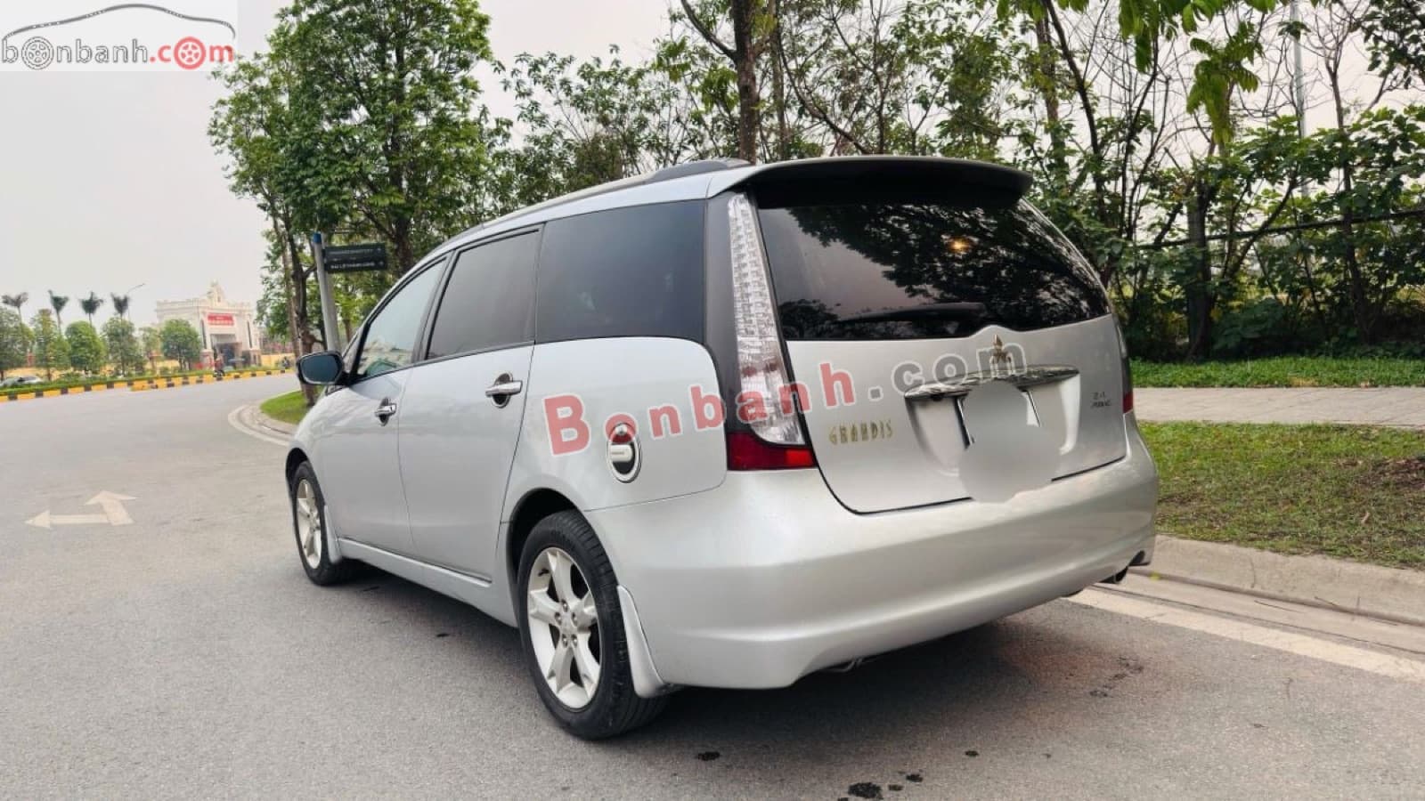 2008 Mitsubishi Grandis 2.4 AT - ảnh nhỏ 4