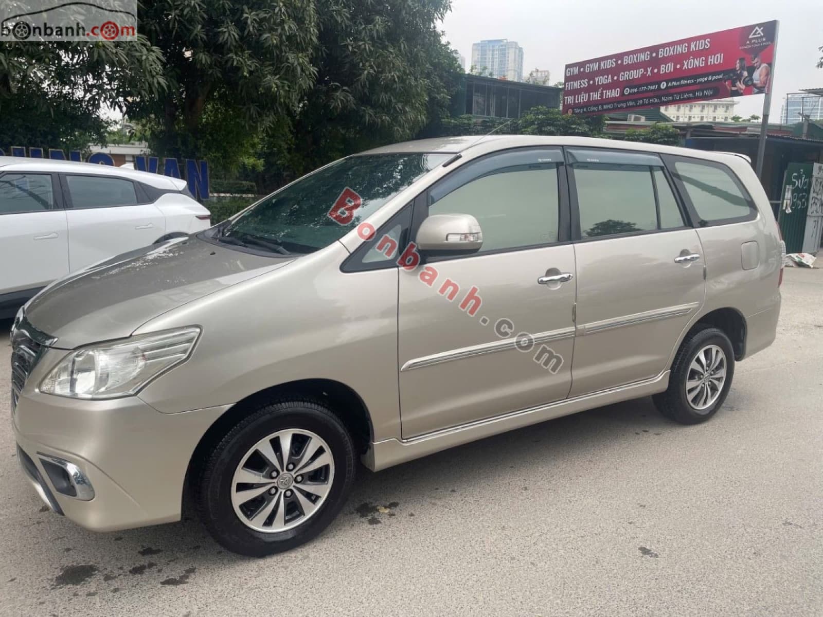 2016 Toyota Innova 2.0V - ảnh nhỏ 2