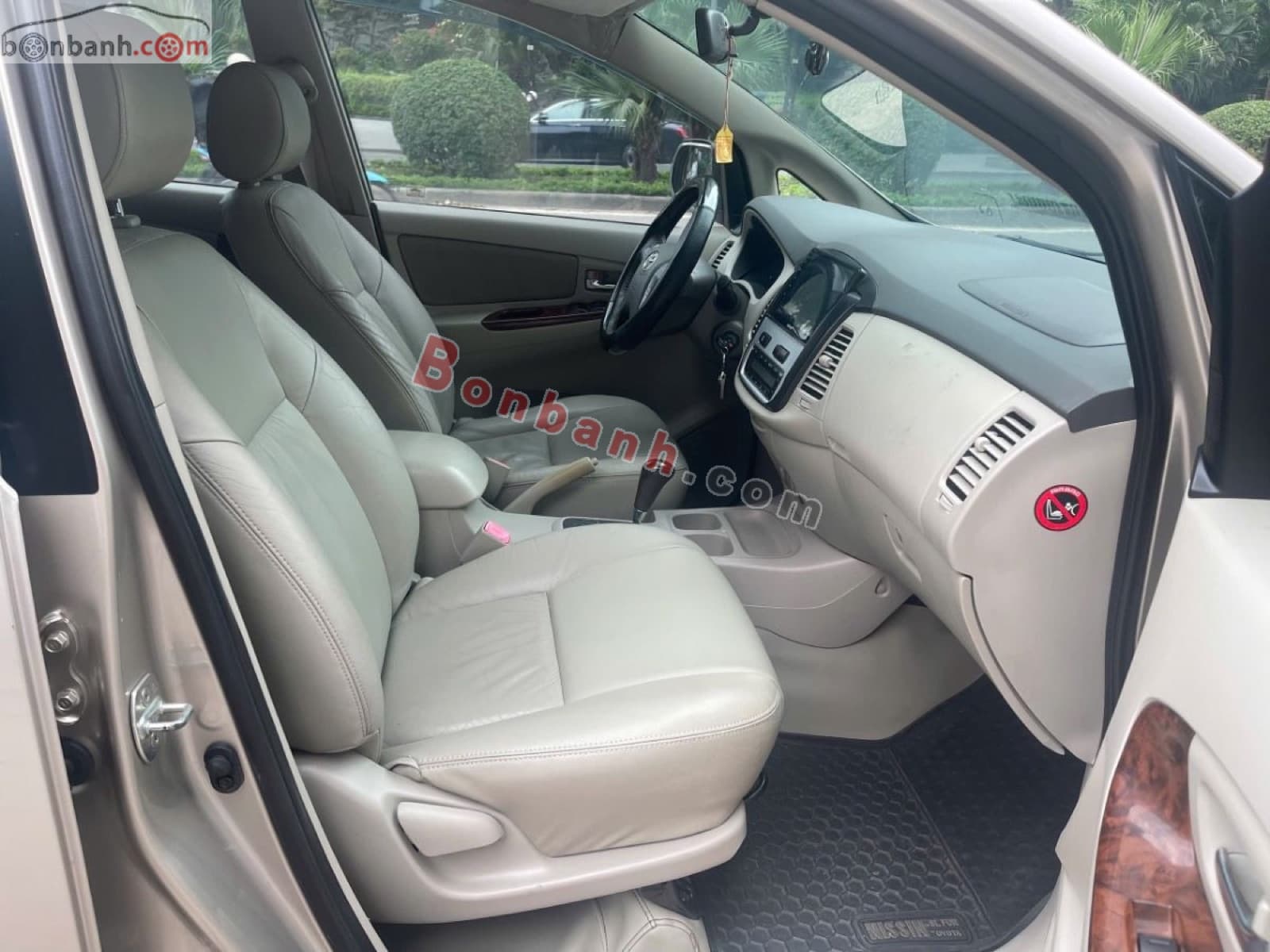 2016 Toyota Innova 2.0V - ảnh nhỏ 7