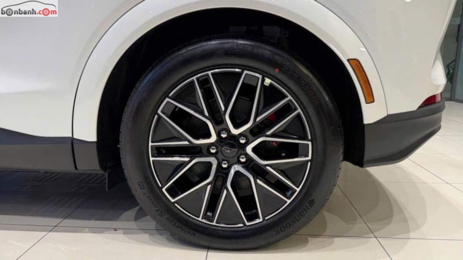 2025 Ford Mustang Mach-E Premium AWD - ảnh nhỏ 4