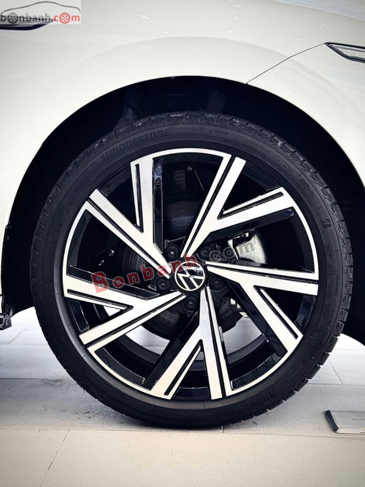 2024 Volkswagen Golf 1.5 eTSI R-Line - ảnh nhỏ 7