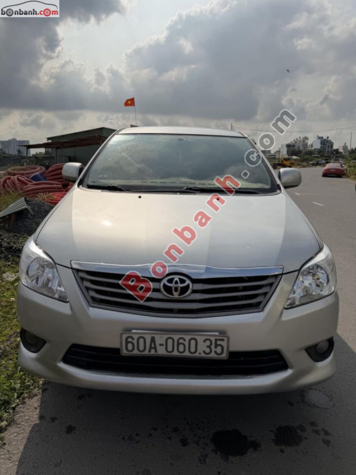 2012 Toyota Innova 2.0E