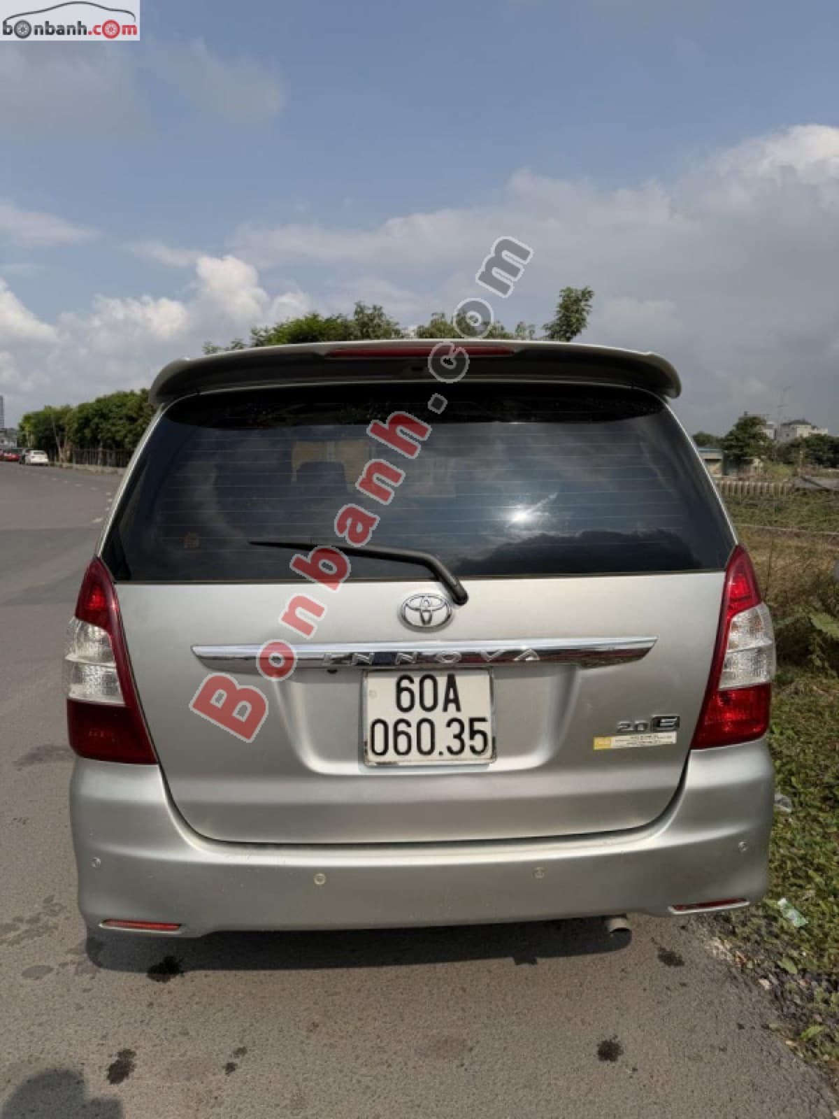 2012 Toyota Innova 2.0E - ảnh nhỏ 3
