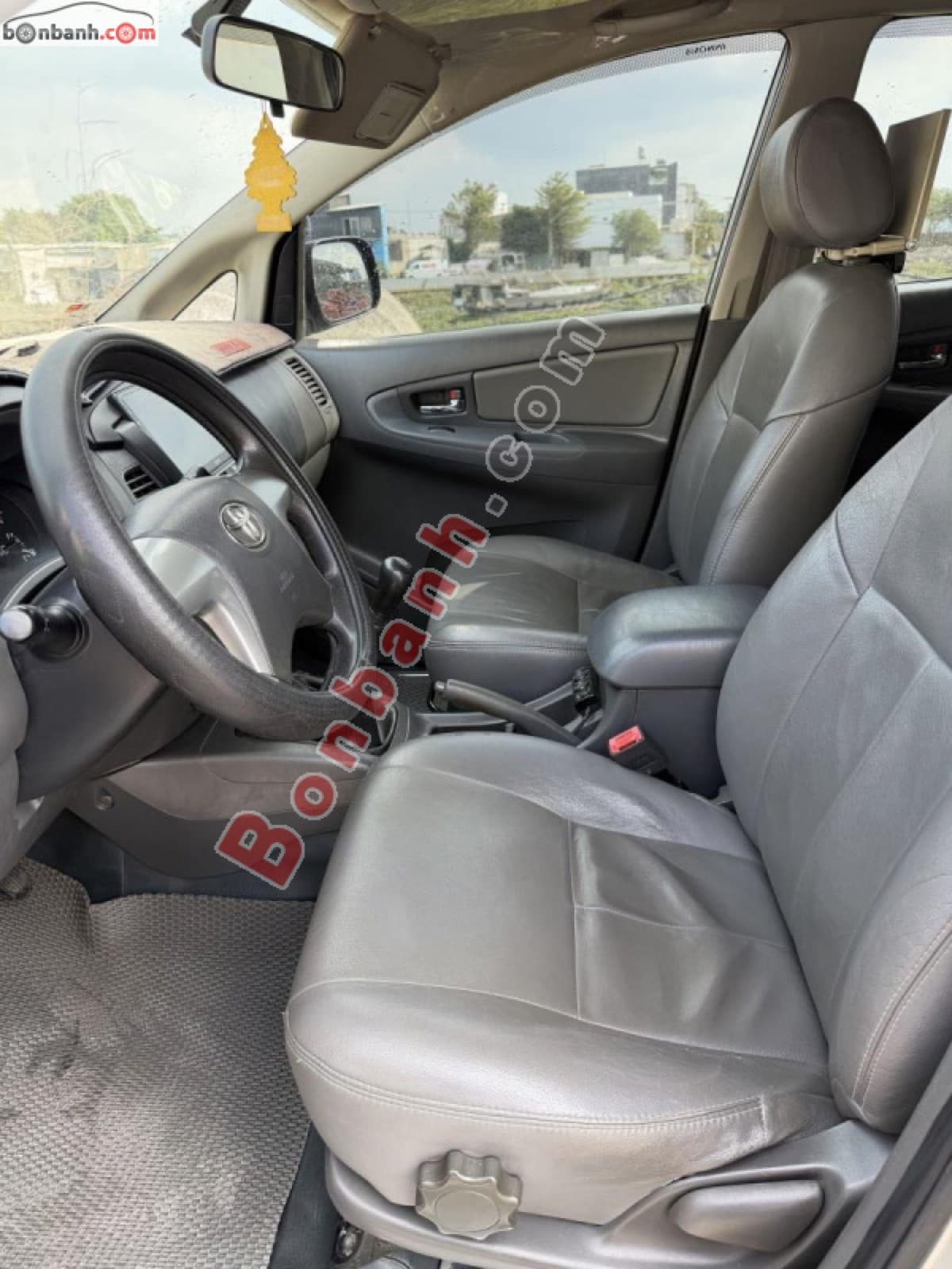 2012 Toyota Innova 2.0E - ảnh nhỏ 4