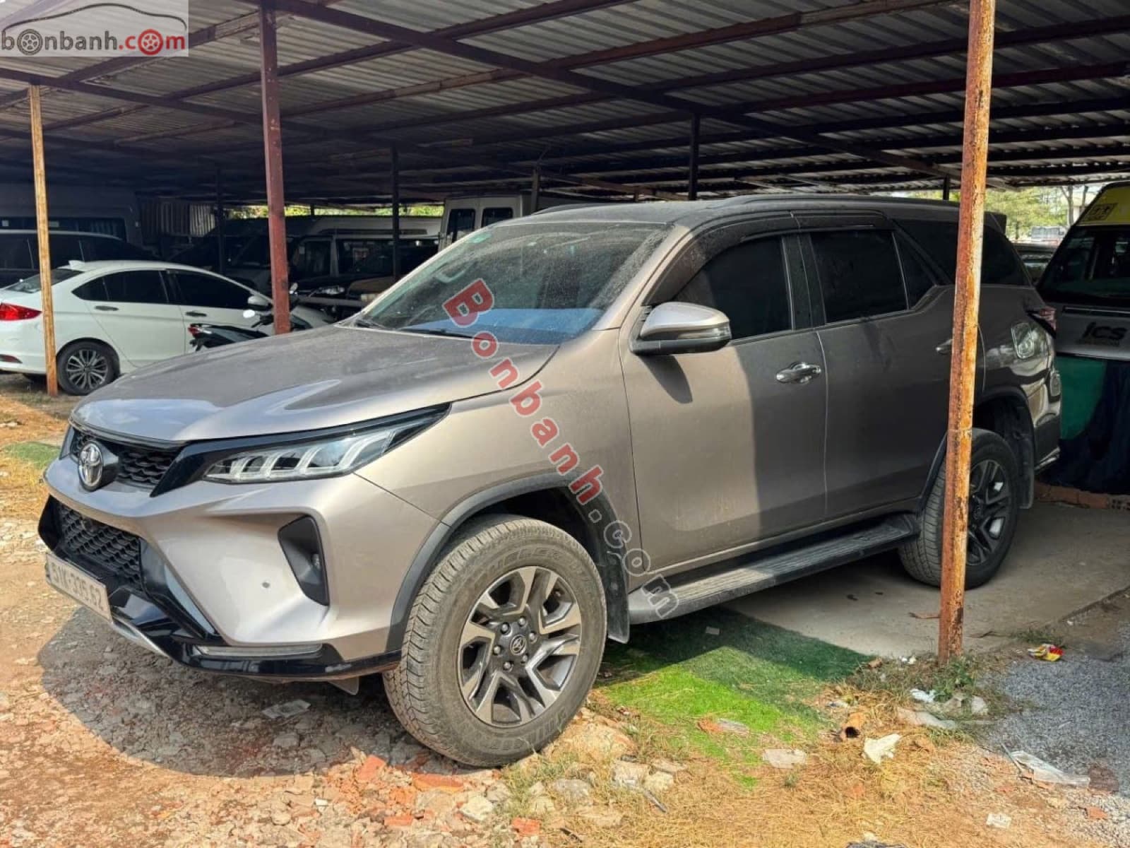 2022 Toyota Fortuner Legender 2.4L 4x2 AT