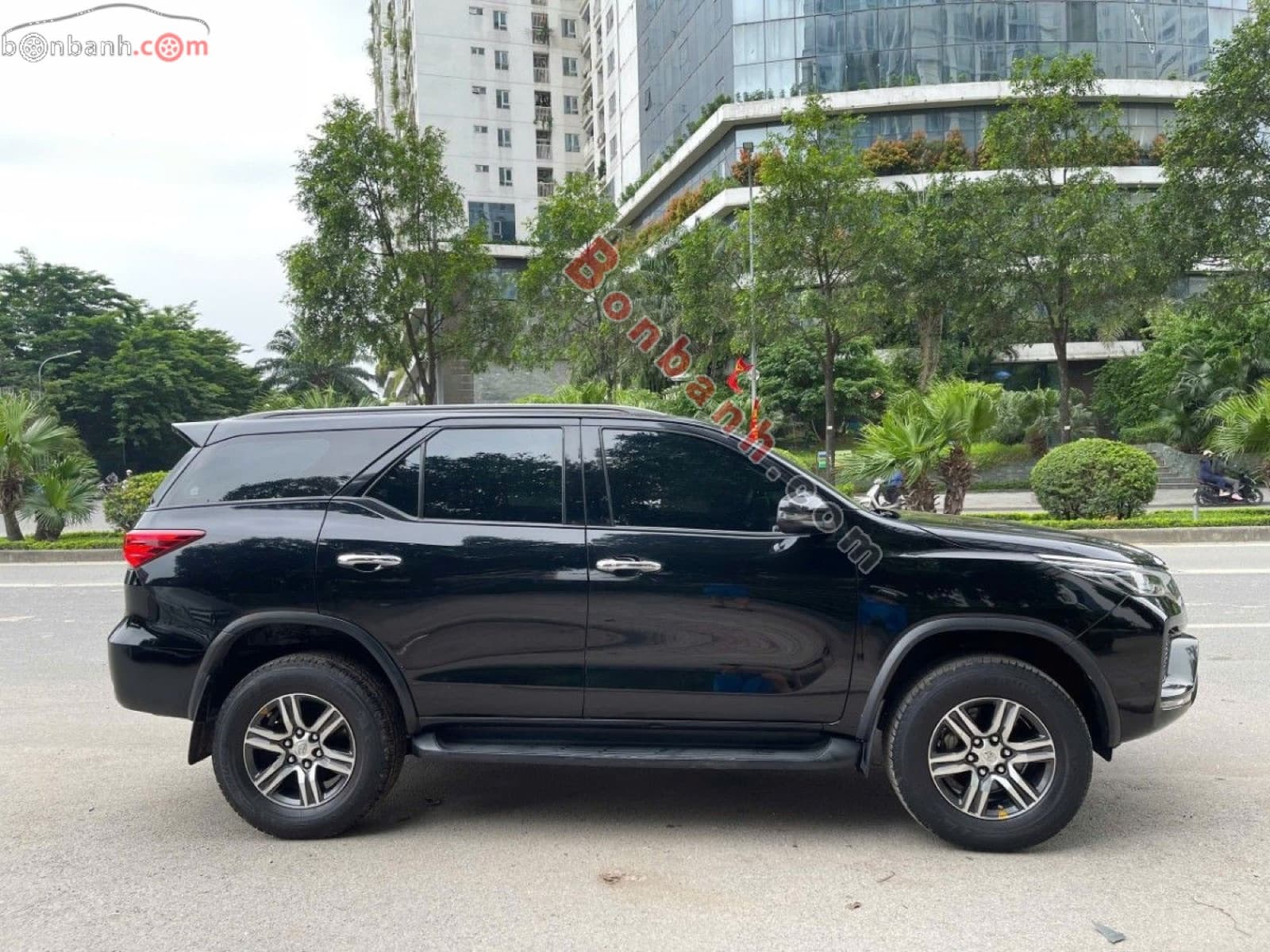 2020 Toyota Fortuner 2.4G 4x2 AT - ảnh nhỏ 4