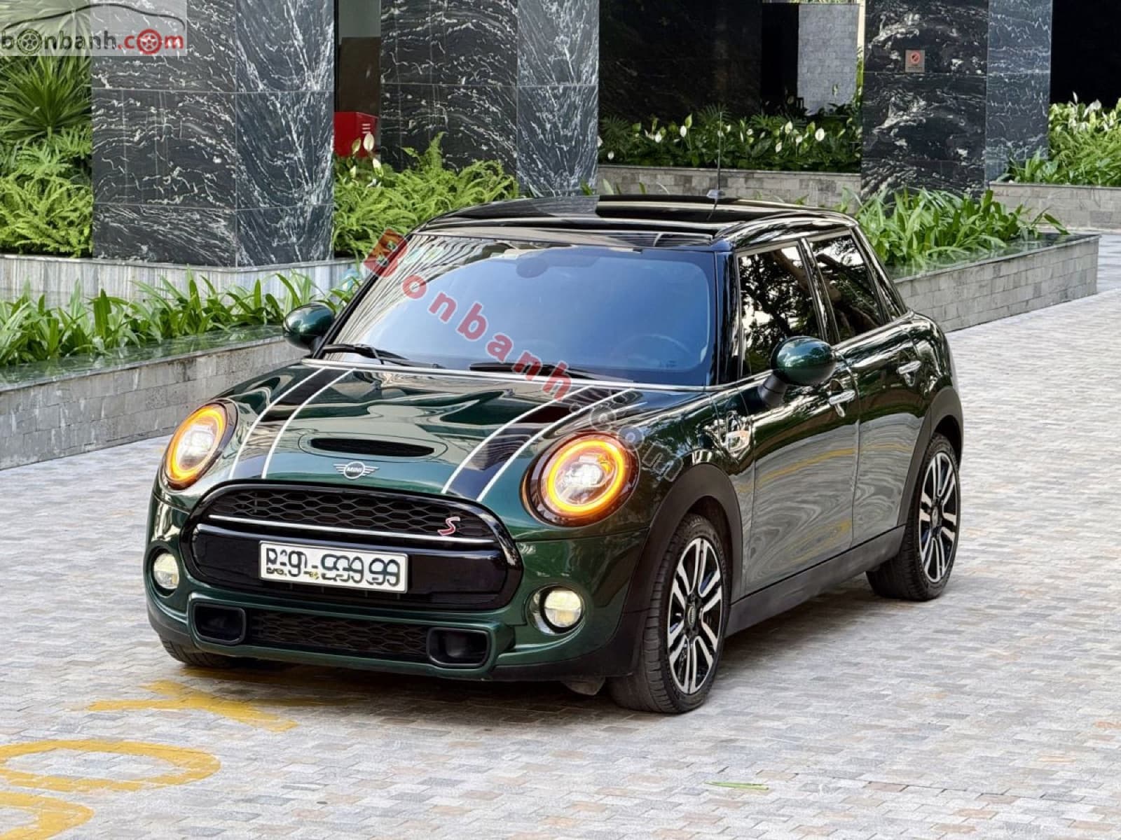 2018 Mini Cooper S 5Dr