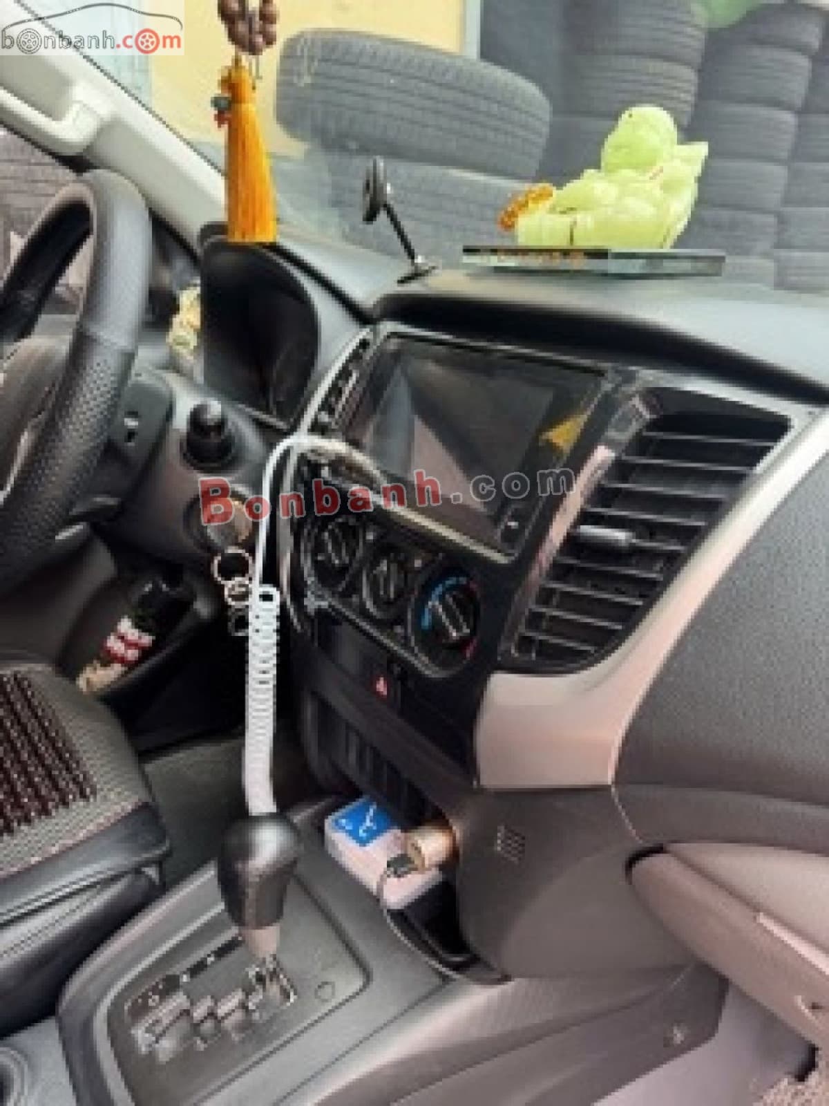 2017 Mitsubishi Triton 4x2 AT - ảnh nhỏ 4