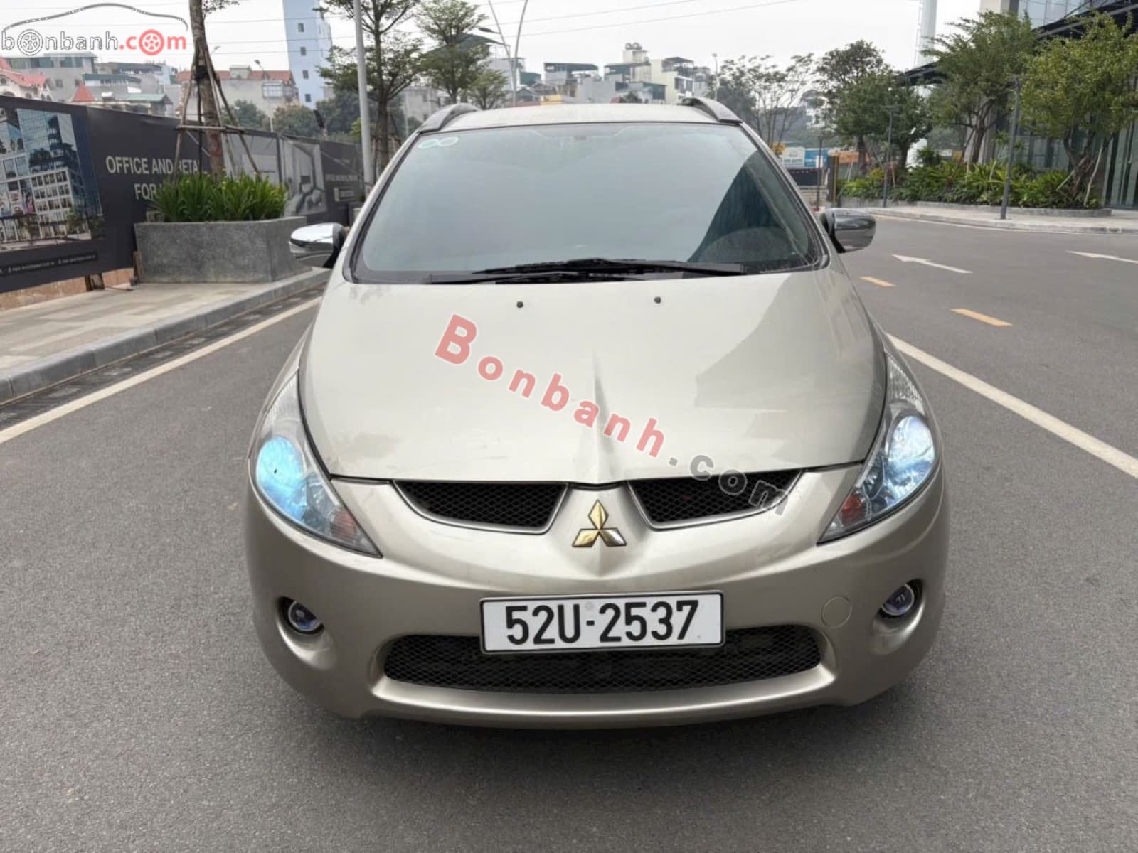2008 Mitsubishi Grandis 2.4 AT