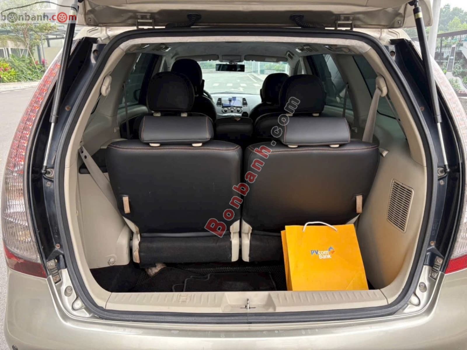 2008 Mitsubishi Grandis 2.4 AT - ảnh nhỏ 10