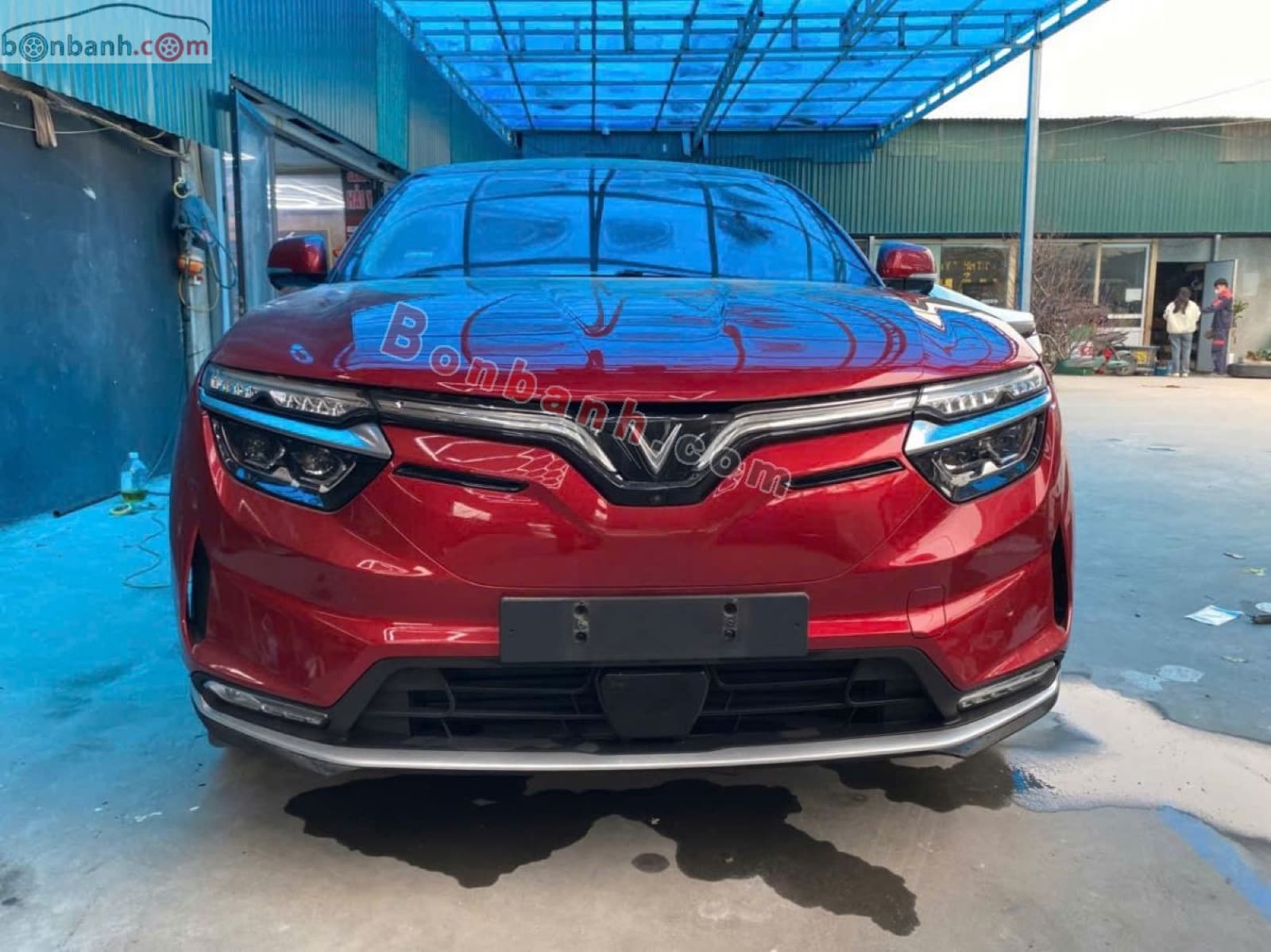 2023 VinFast VF8 Eco AWD