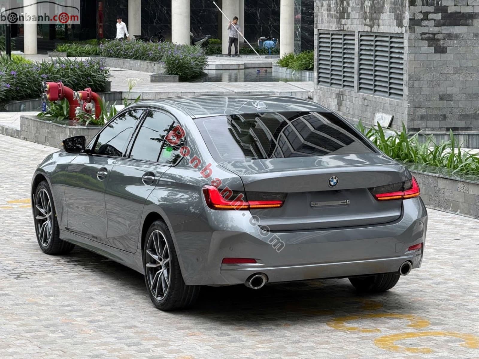 2023 BMW 3 Series 320i Sport Line - ảnh nhỏ 3