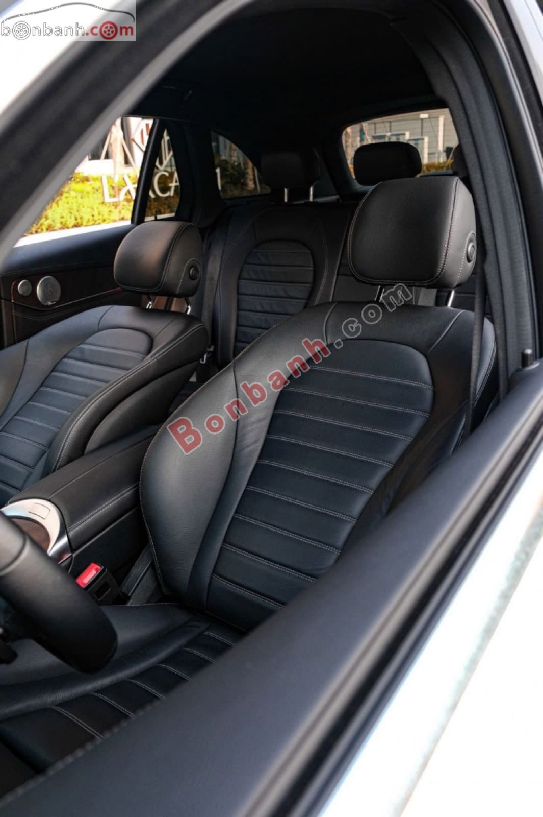 2019 Mercedes-Benz GLC 200 4Matic - ảnh nhỏ 10