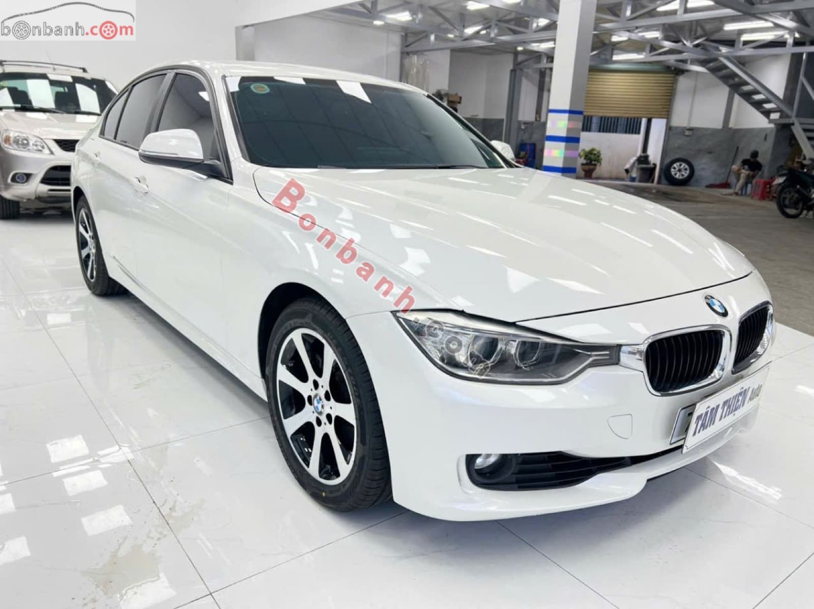 2013 BMW 3 Series 320i - ảnh nhỏ 2