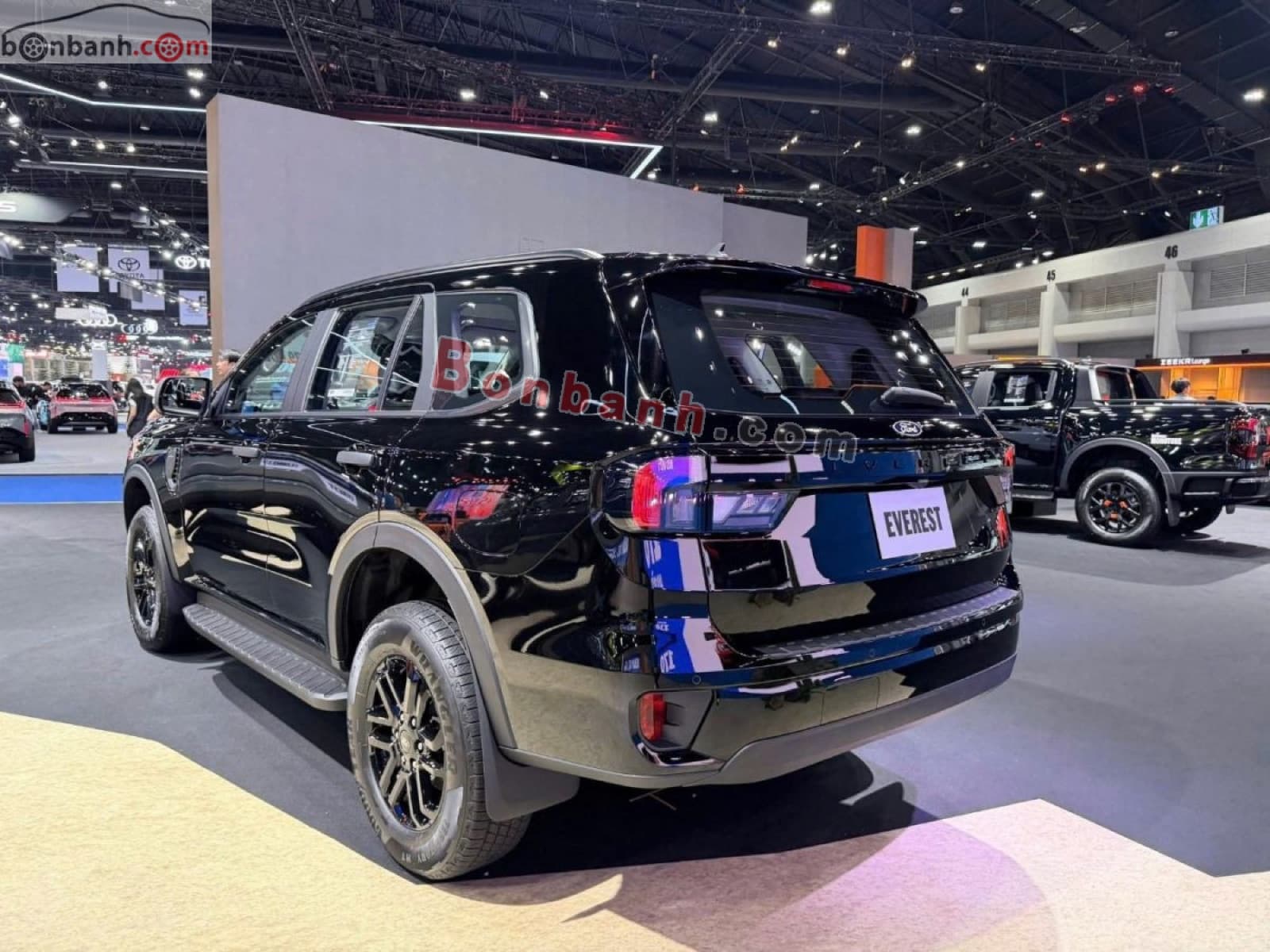 2026 Ford Everest Active 2.0L 4x2 AT - ảnh nhỏ 3