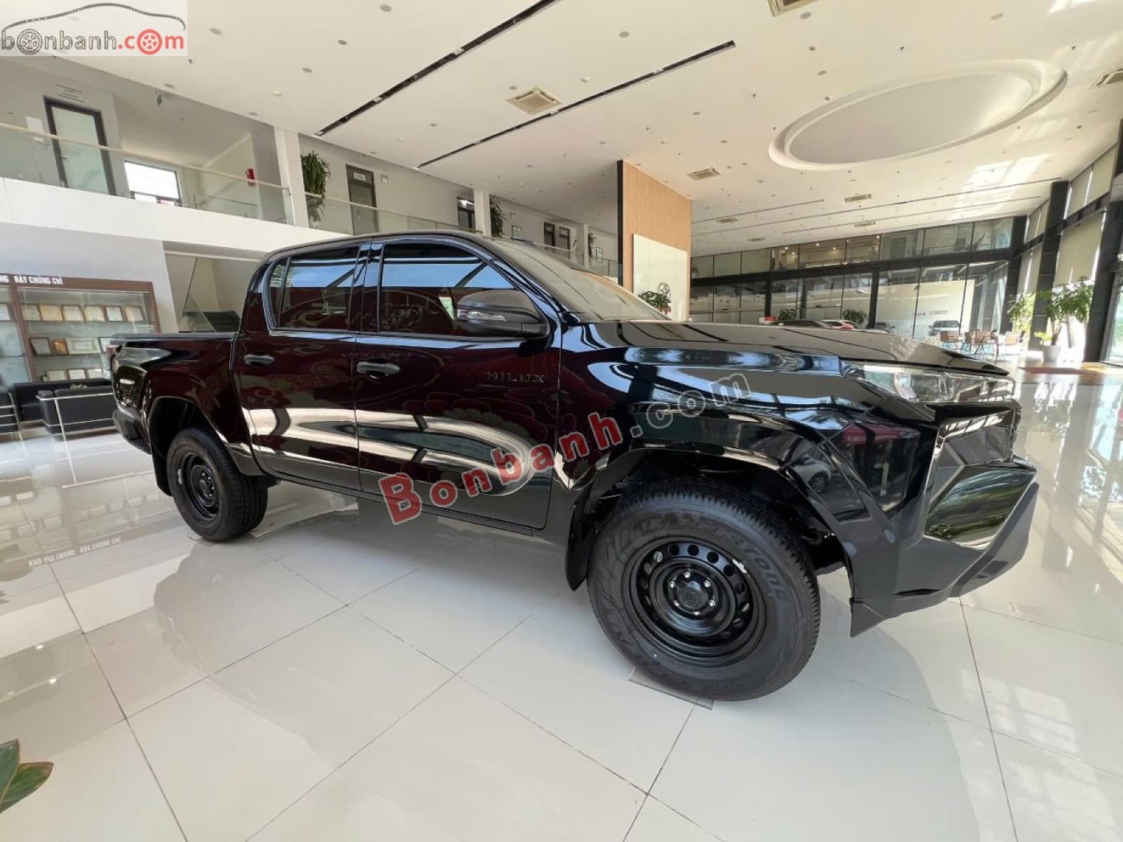 2026 Toyota Hilux Standard 2.8L 4x2 MT - ảnh nhỏ 2