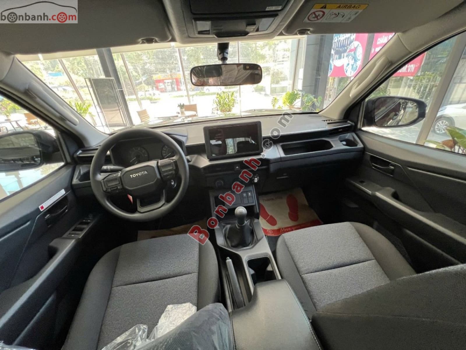 2026 Toyota Hilux Standard 2.8L 4x2 MT - ảnh nhỏ 6