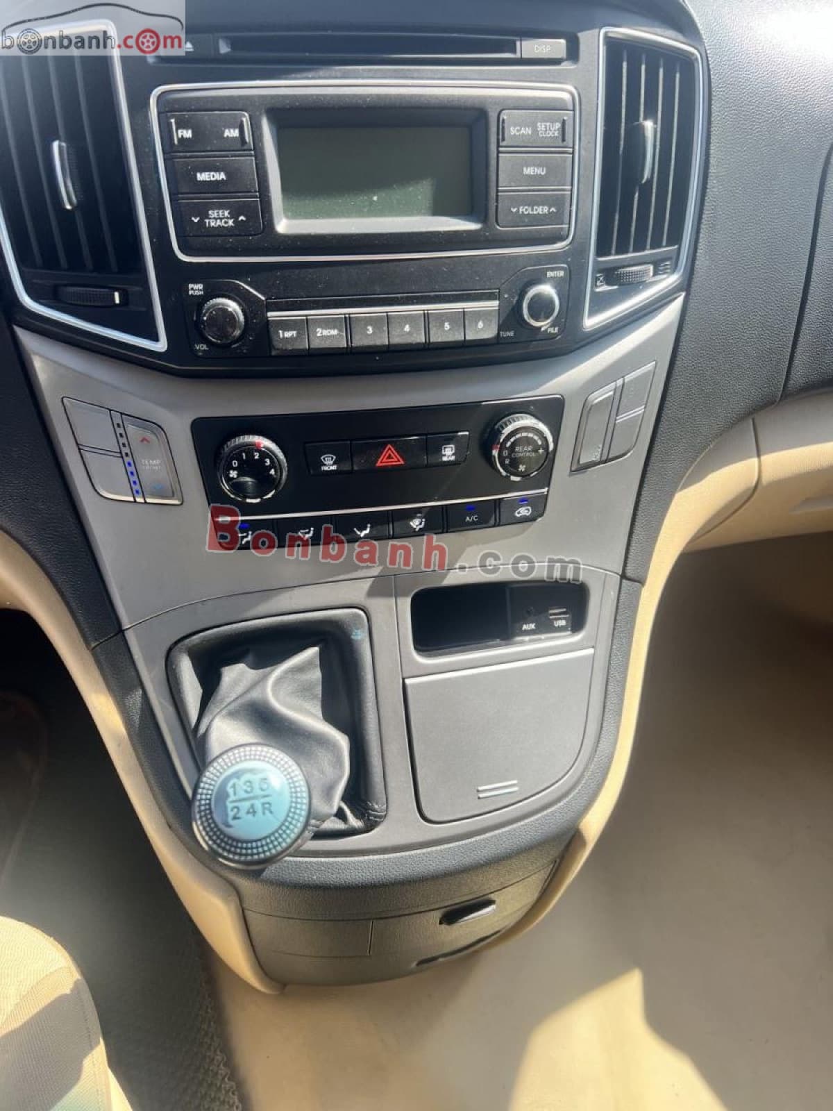 2016 Hyundai Grand Starex 2.5 MT - ảnh nhỏ 9