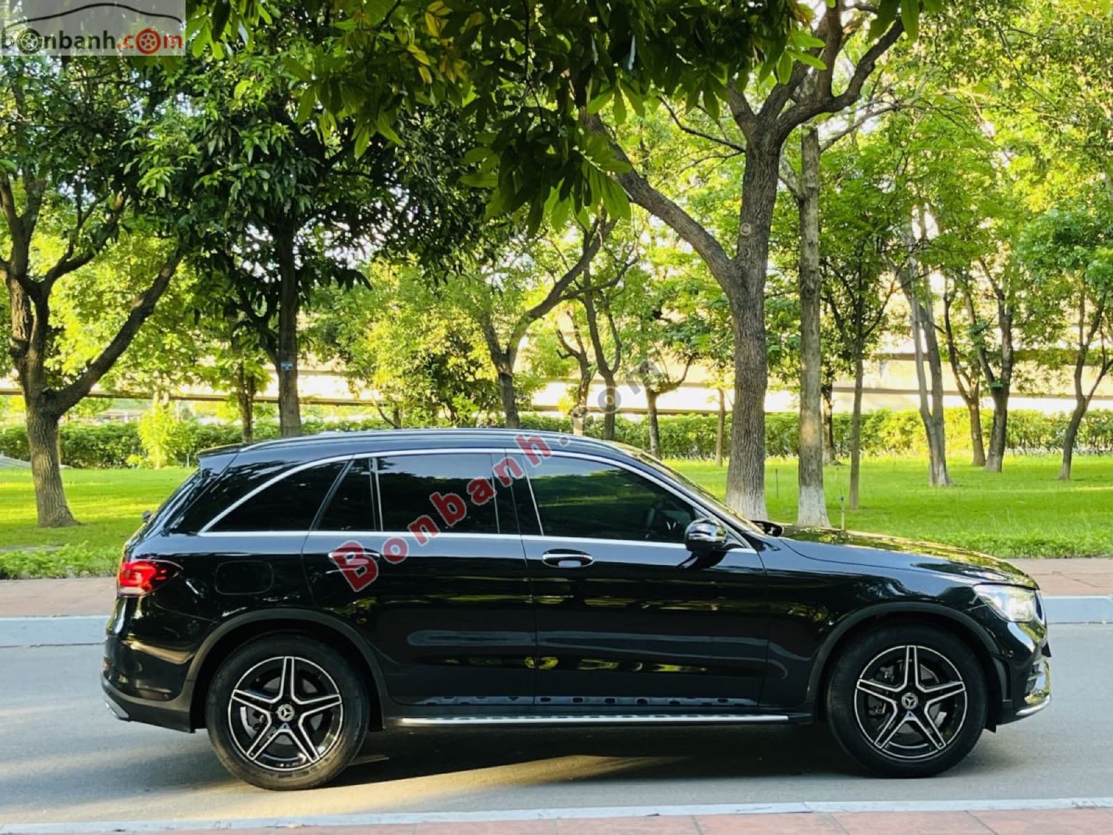 2021 Mercedes-Benz GLC 300 4Matic - ảnh nhỏ 4