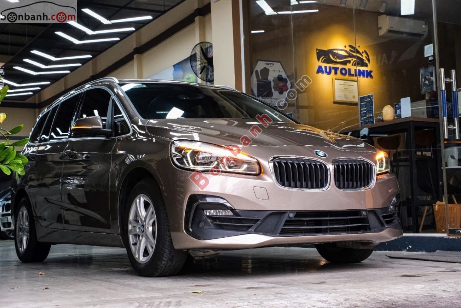 2018 BMW 2 Series 218i Gran Tourer - ảnh nhỏ 2