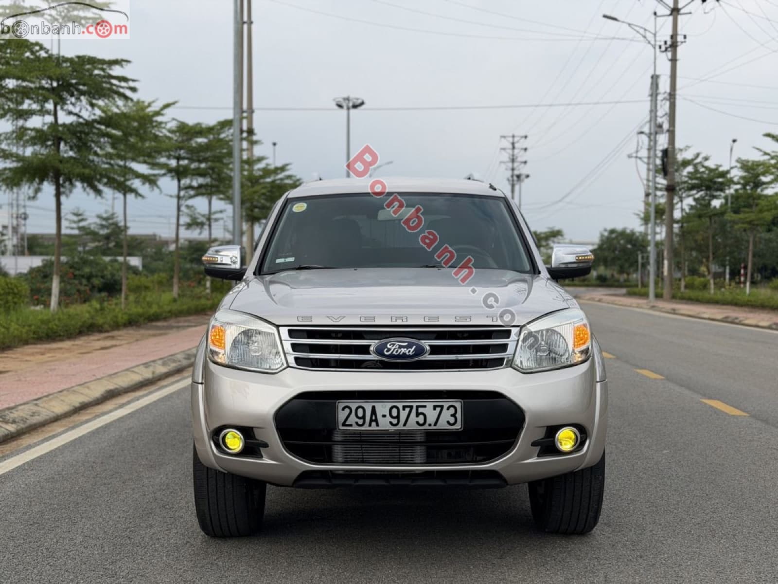 2013 Ford Everest 2.5L 4x2 MT