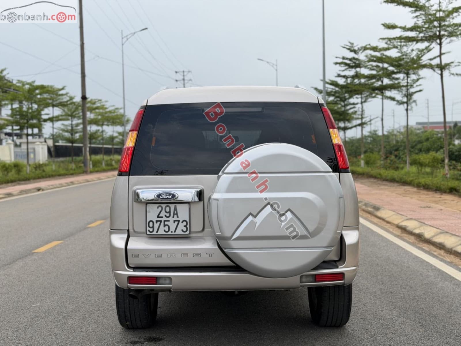 2013 Ford Everest 2.5L 4x2 MT - ảnh nhỏ 4
