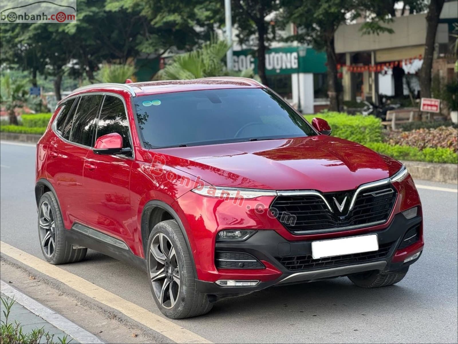 2019 VinFast Lux SA 2.0 Premium 2.0 AT
