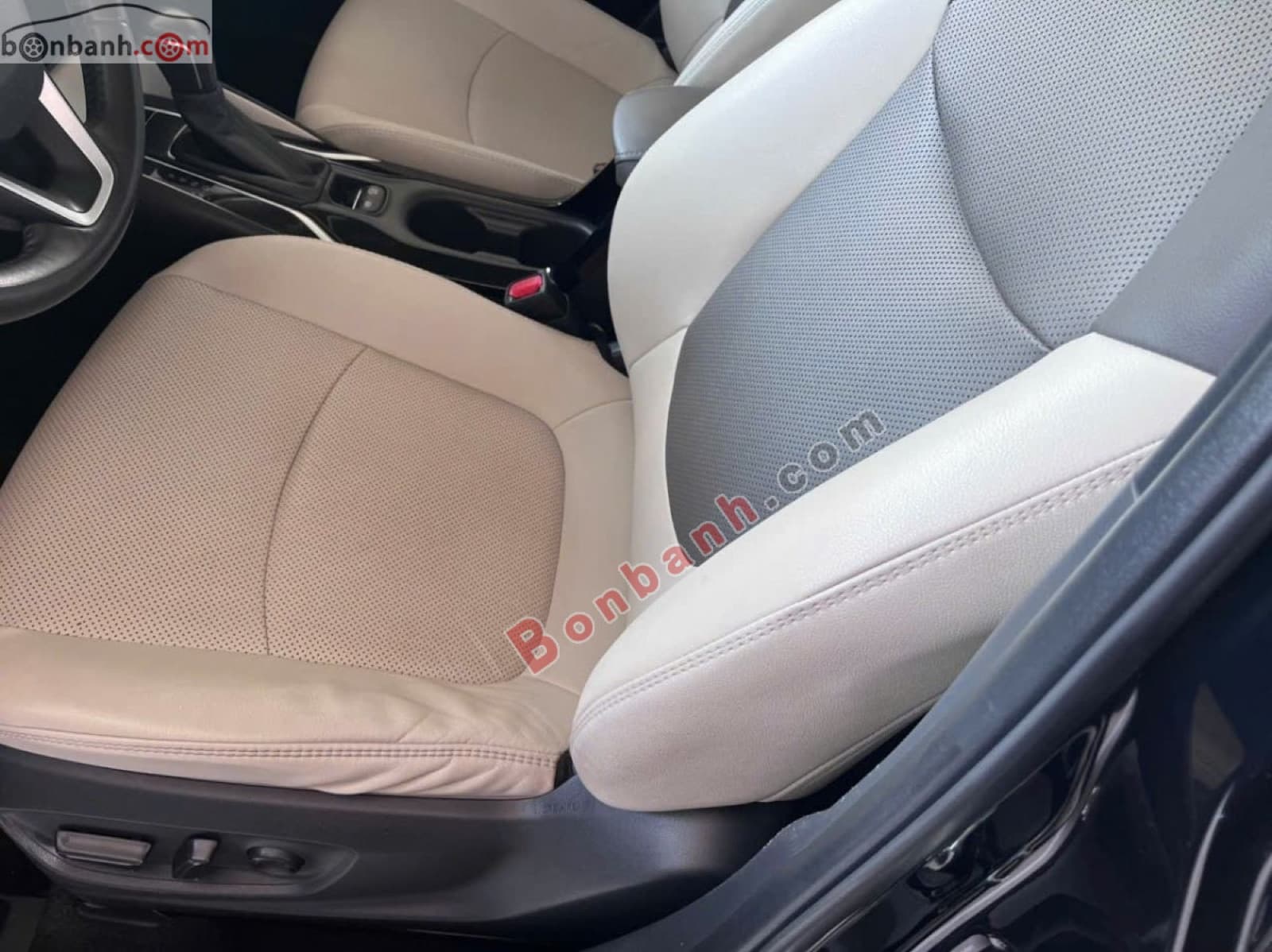 2022 Toyota Corolla altis 1.8V - ảnh nhỏ 10