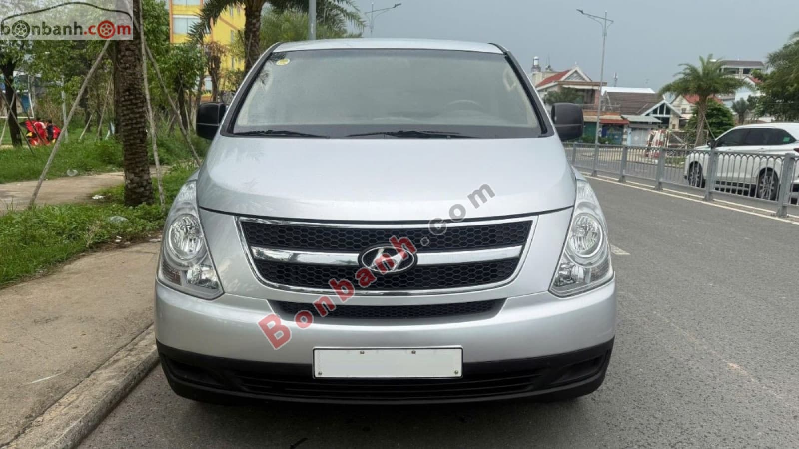 2008 Hyundai Grand Starex 2.5 MT