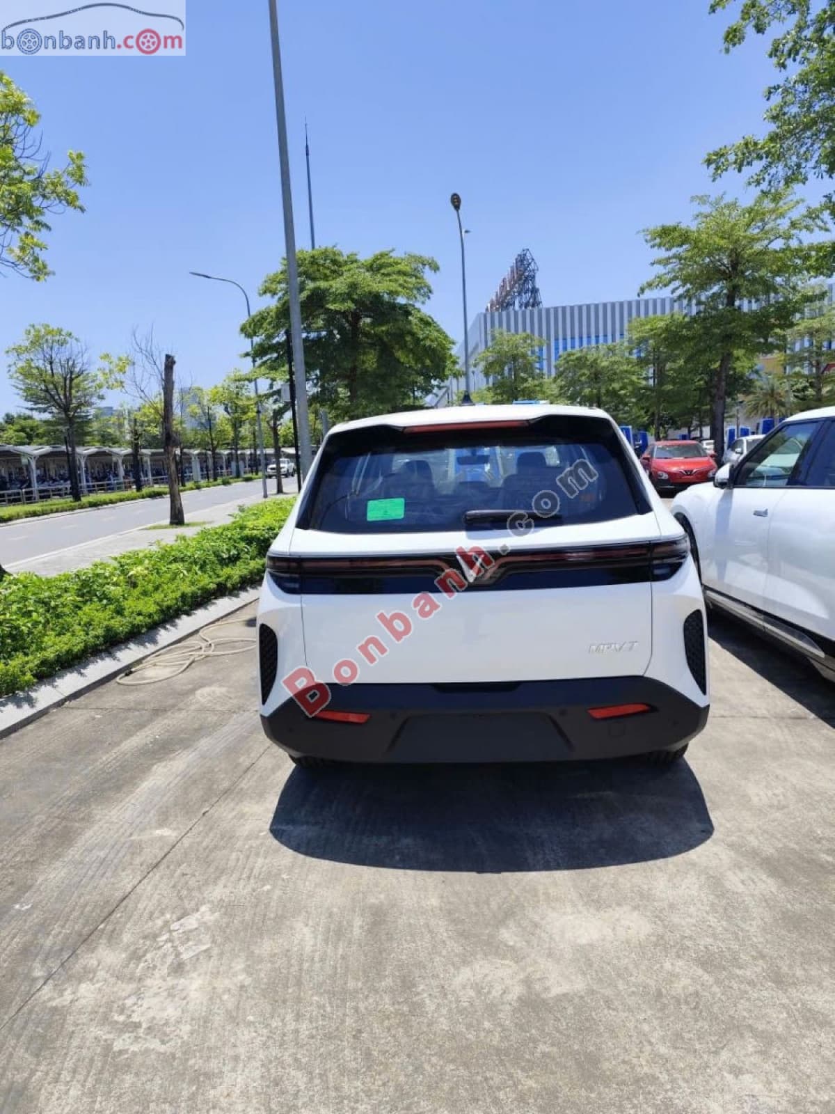 2026 VinFast VF MPV 7 AT - ảnh nhỏ 5
