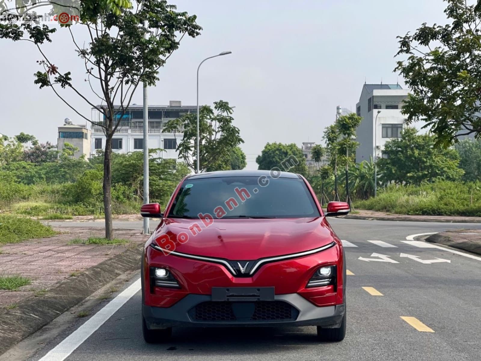 2025 VinFast VF6 Eco